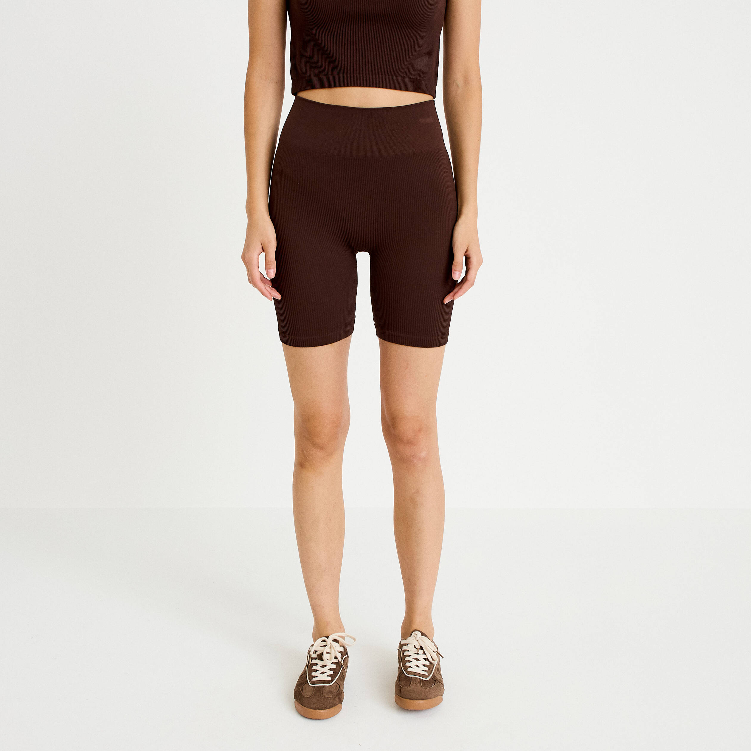 Short cycliste sans couture marron fonc&eacute; femme