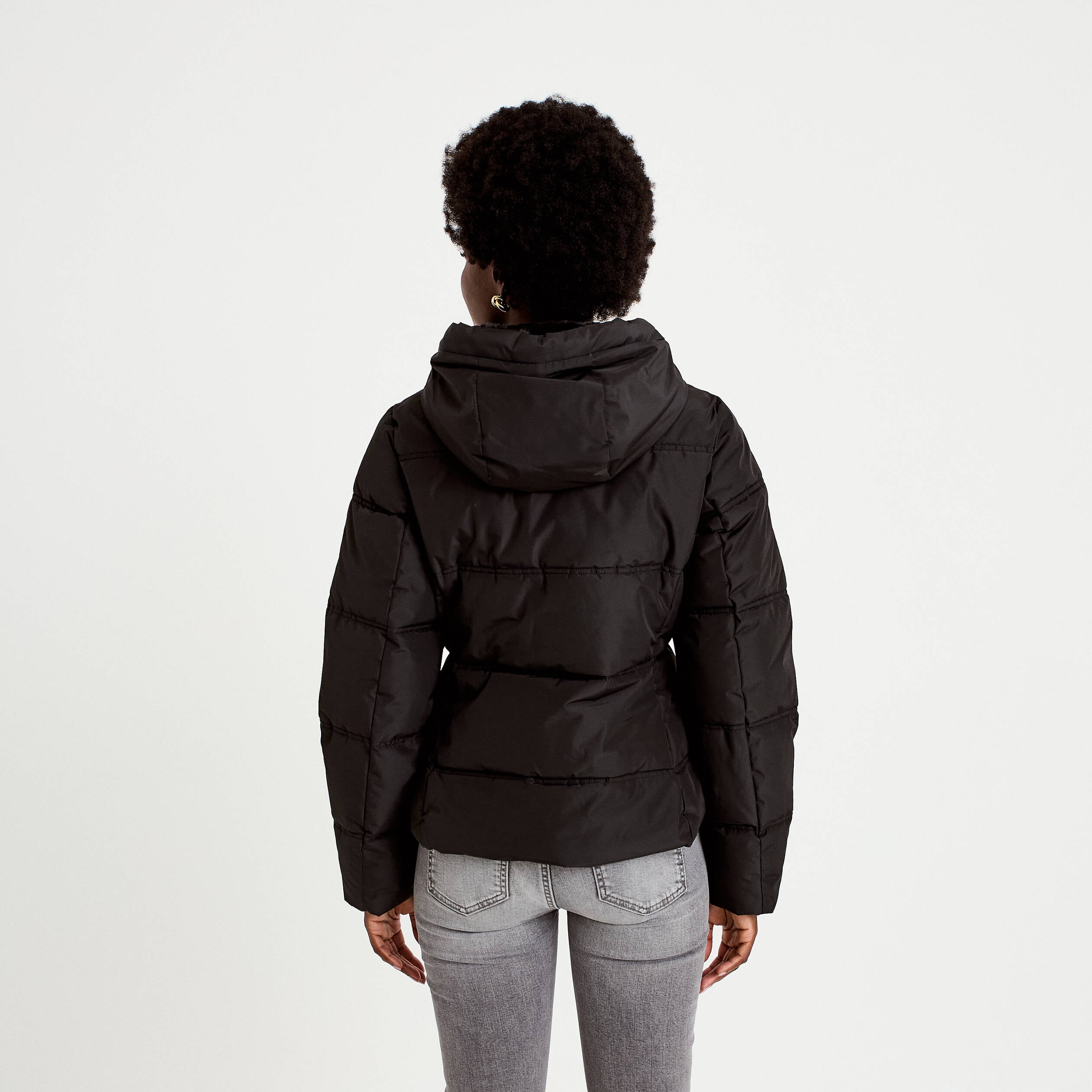 Doudoune cintr&eacute;e &agrave; capuche noir femme