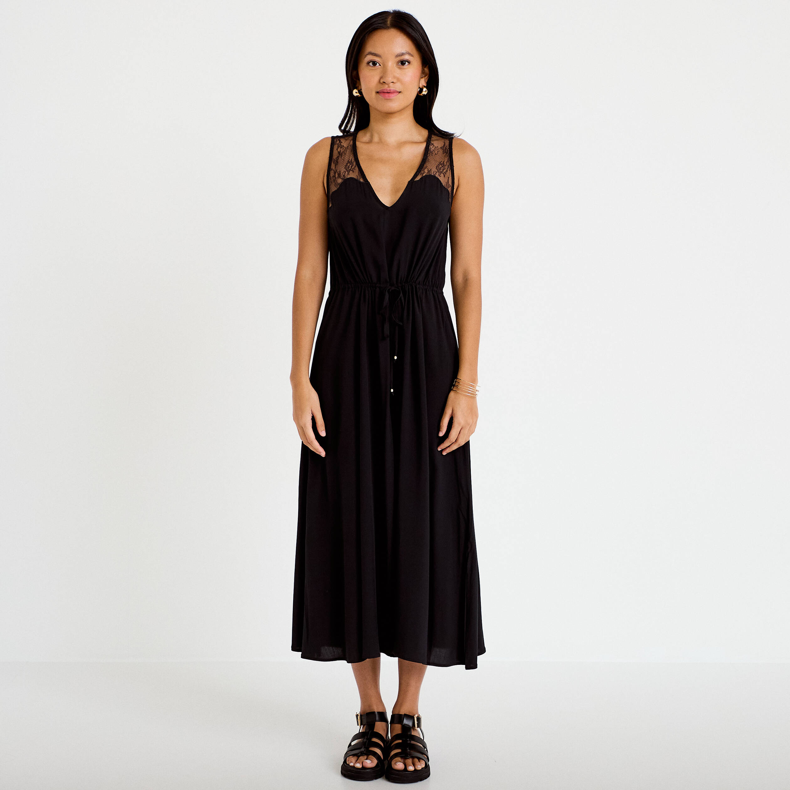 Robe longue &eacute;vas&eacute;e col v sans manches noir femme