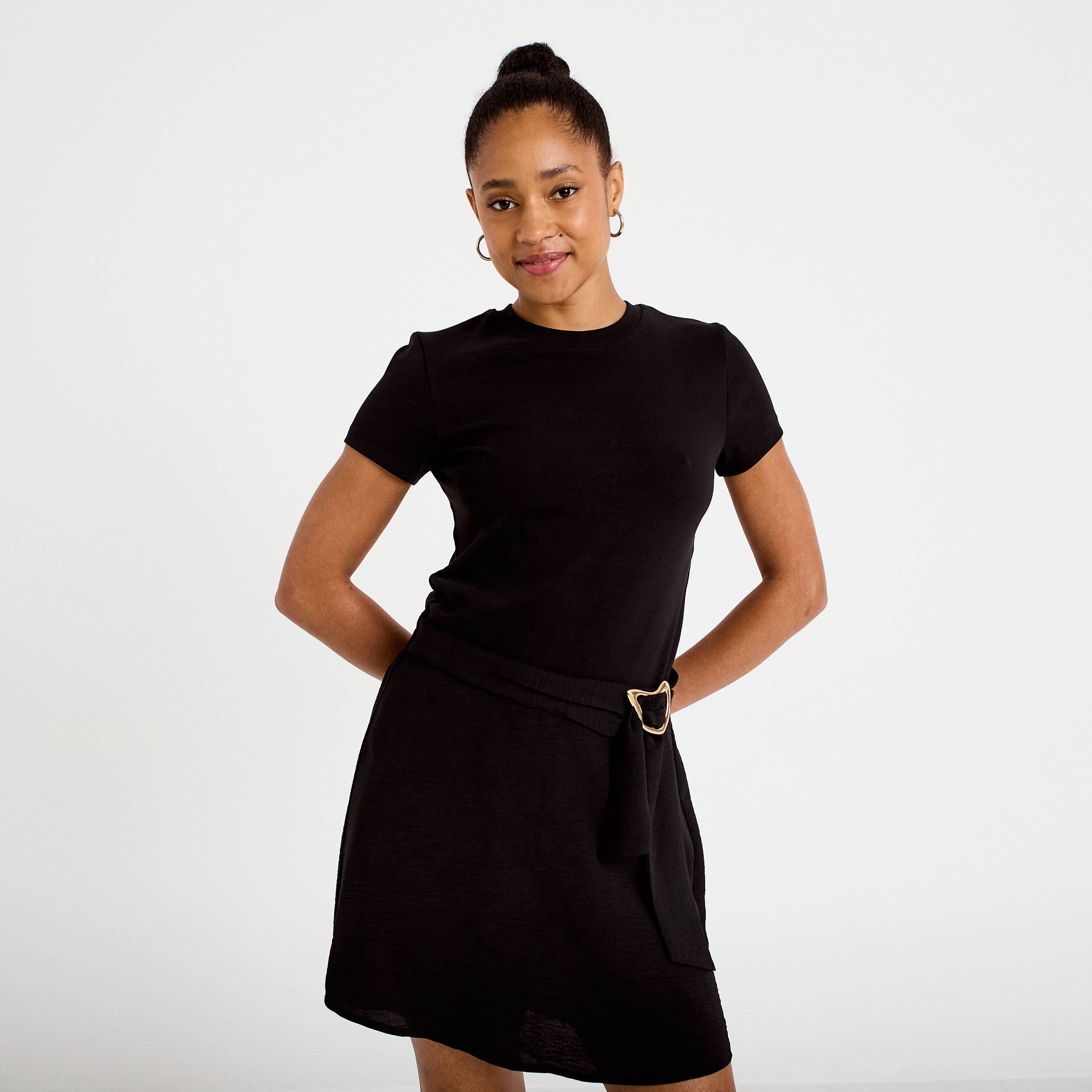 Jupe-short &eacute;vas&eacute;e courte noir femme
