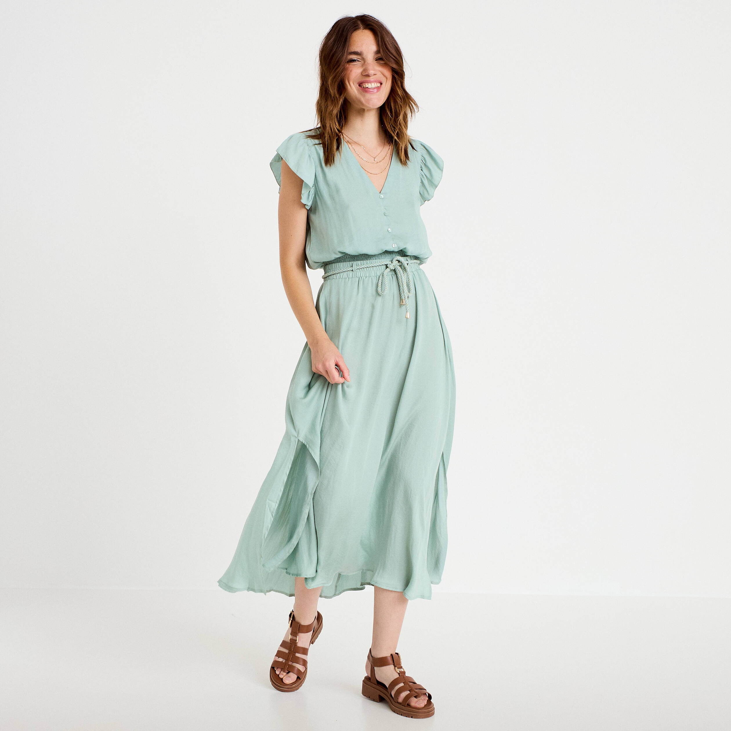 Jupe longue &eacute;vas&eacute;e satin vert pastel femme