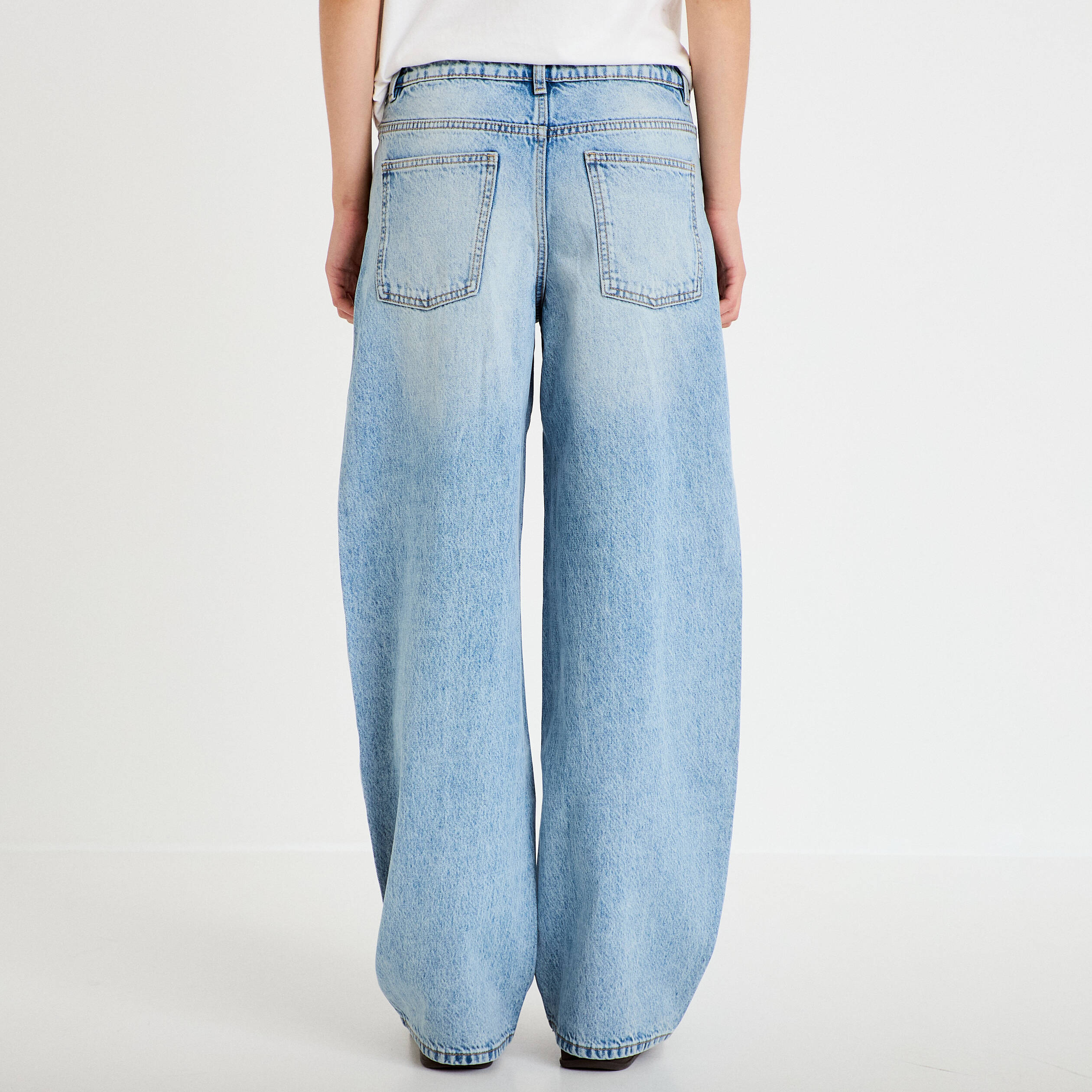 Jean coupe large denim triple stone femme