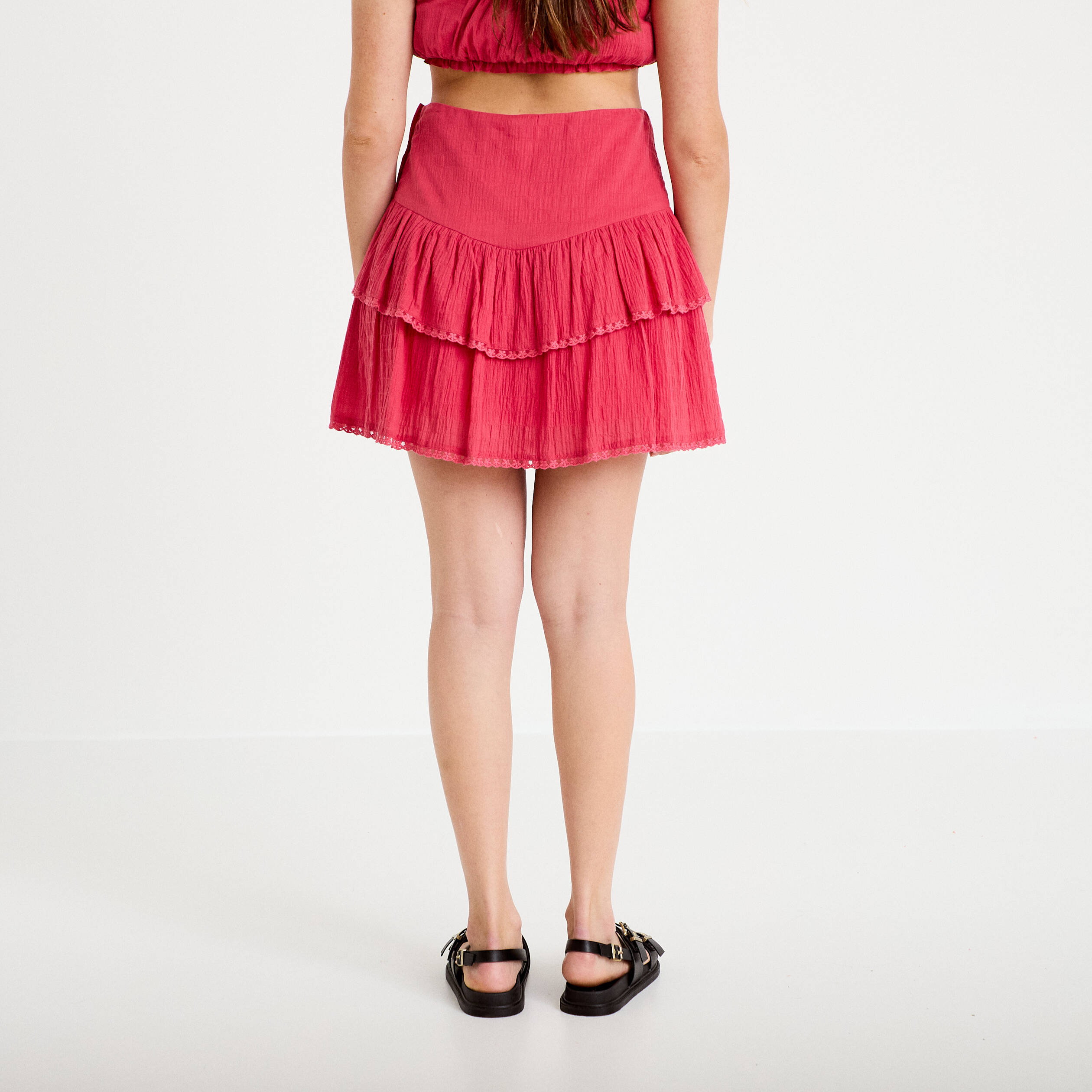Jupe courte &eacute;vas&eacute;e rose framboise femme