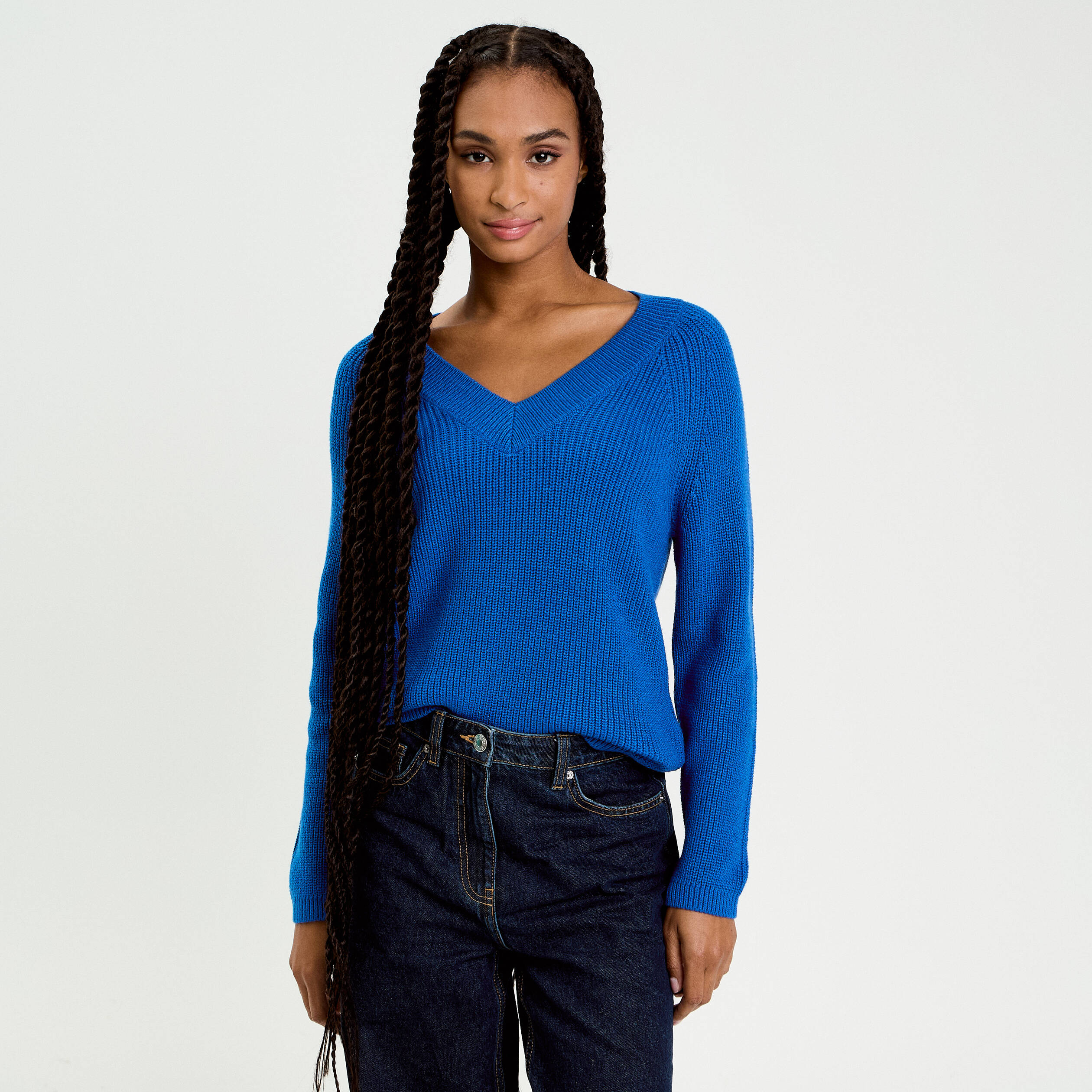 Pull col v manches longues bleu electrique femme