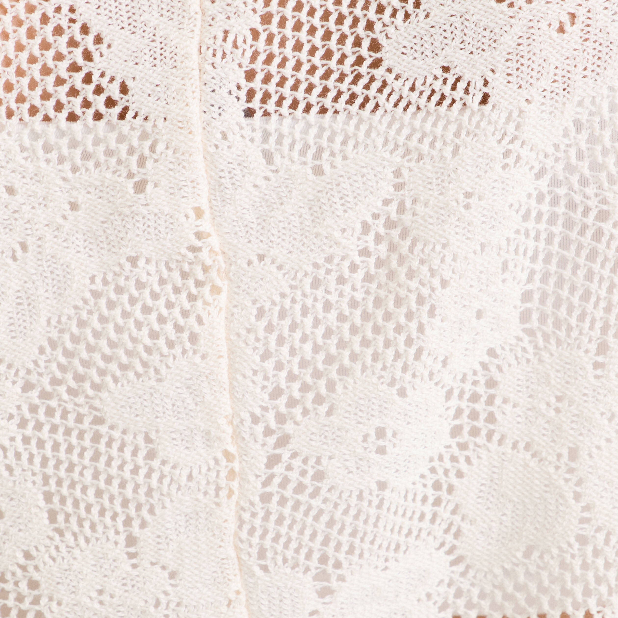 Blouse ajour&eacute;e d&eacute;collet&eacute; manches courtes ecru femme
