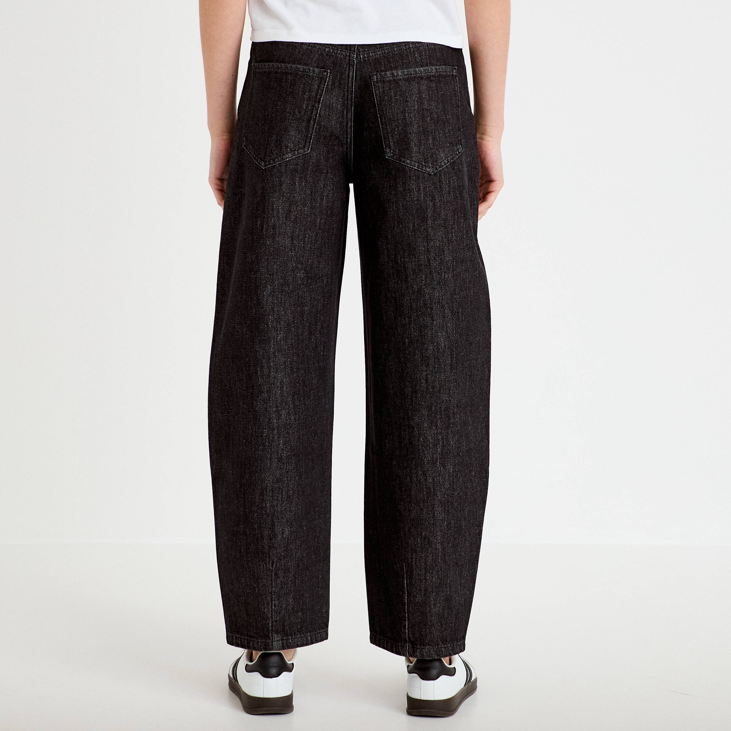 Jean barrel cropped taille standard denim noir femme