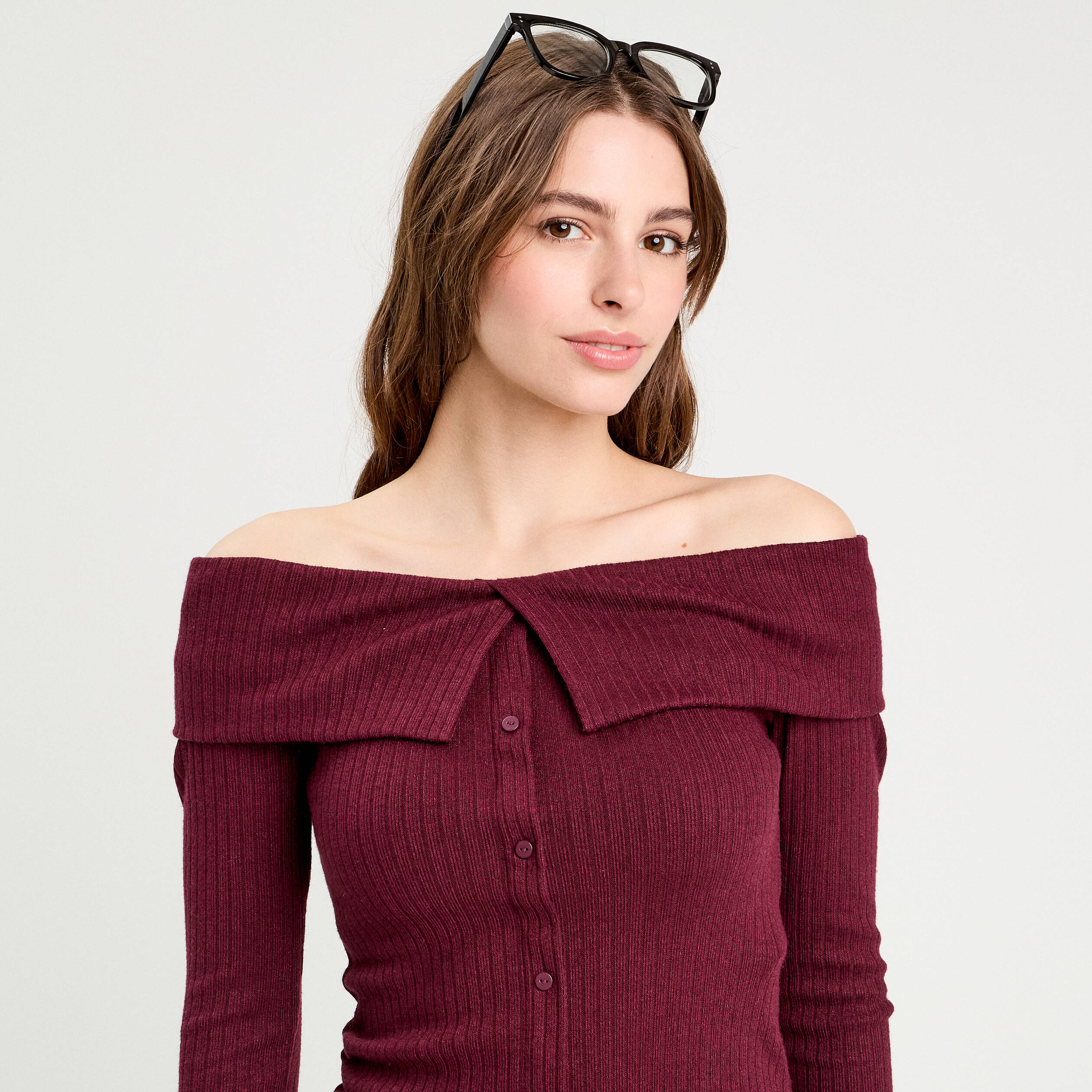 T-shirt c&ocirc;tel&eacute; col bardot violet fonc&eacute; femme