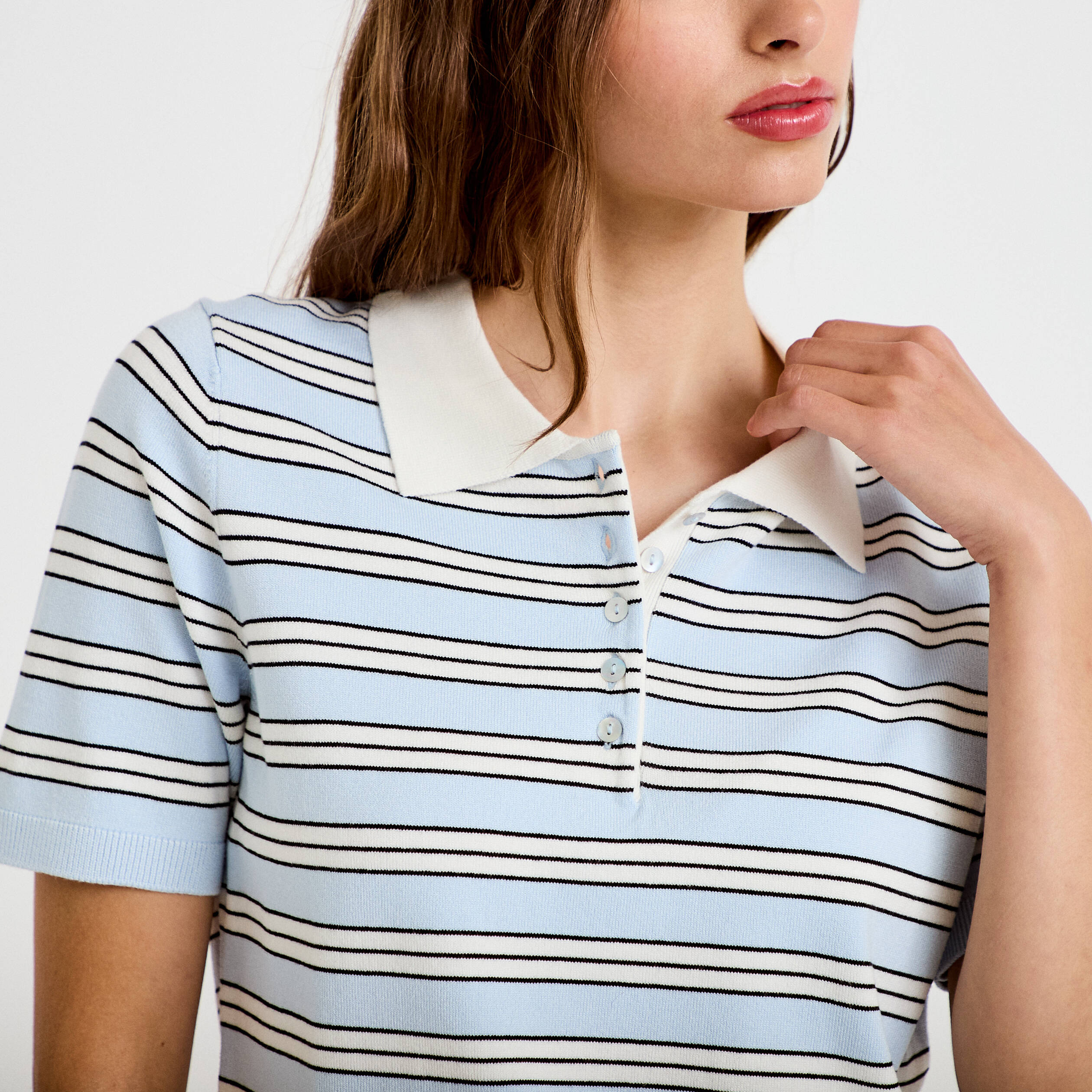 Polo manches courtes col chemise bleu femme