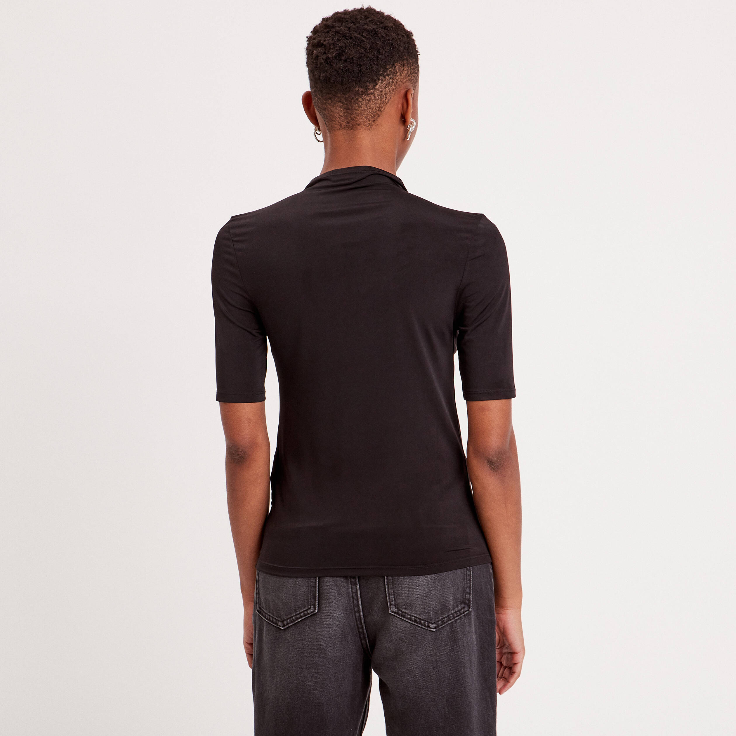 T-shirt avec ouverture noir femme
