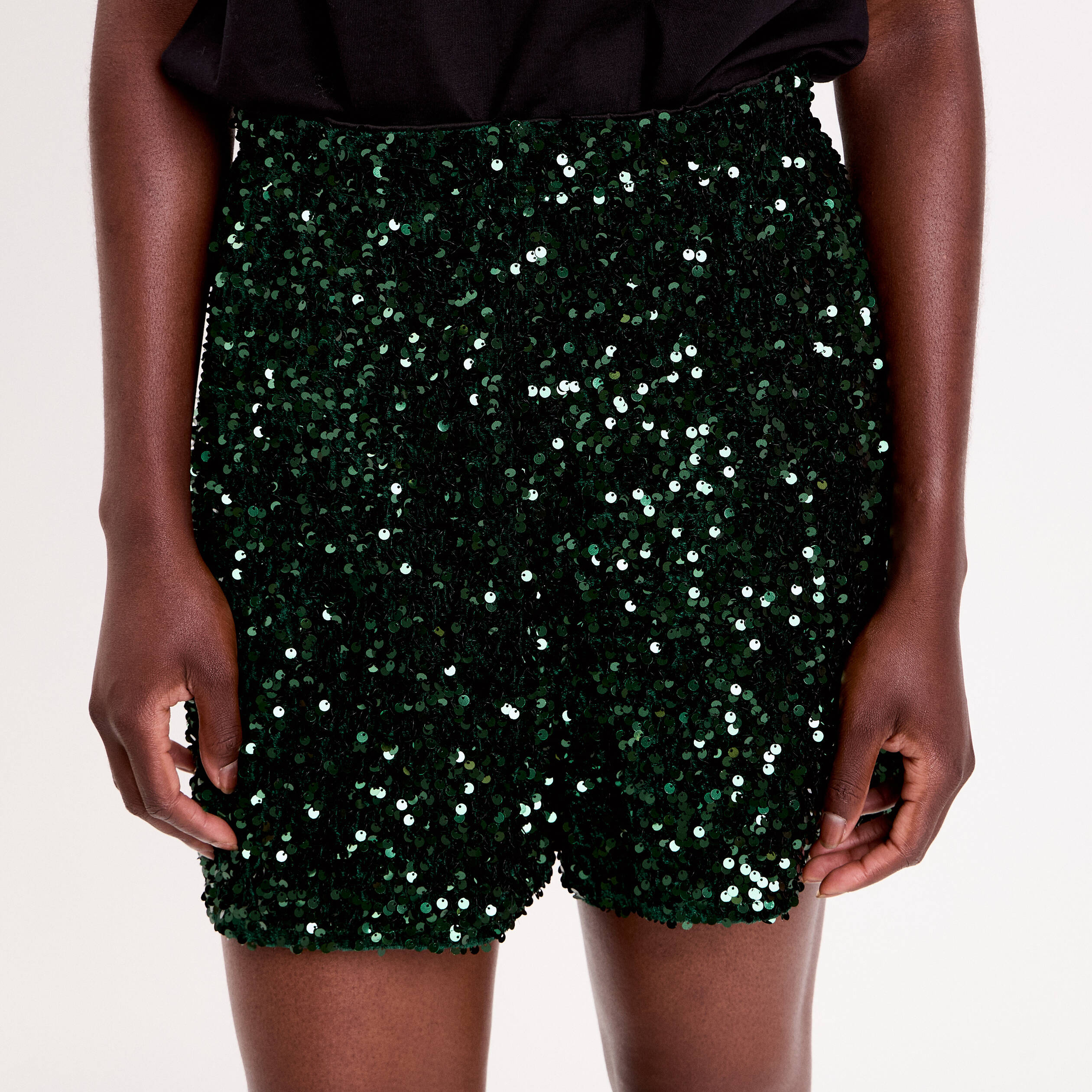 Short flare &agrave; sequins brillants vert fonc&eacute; femme