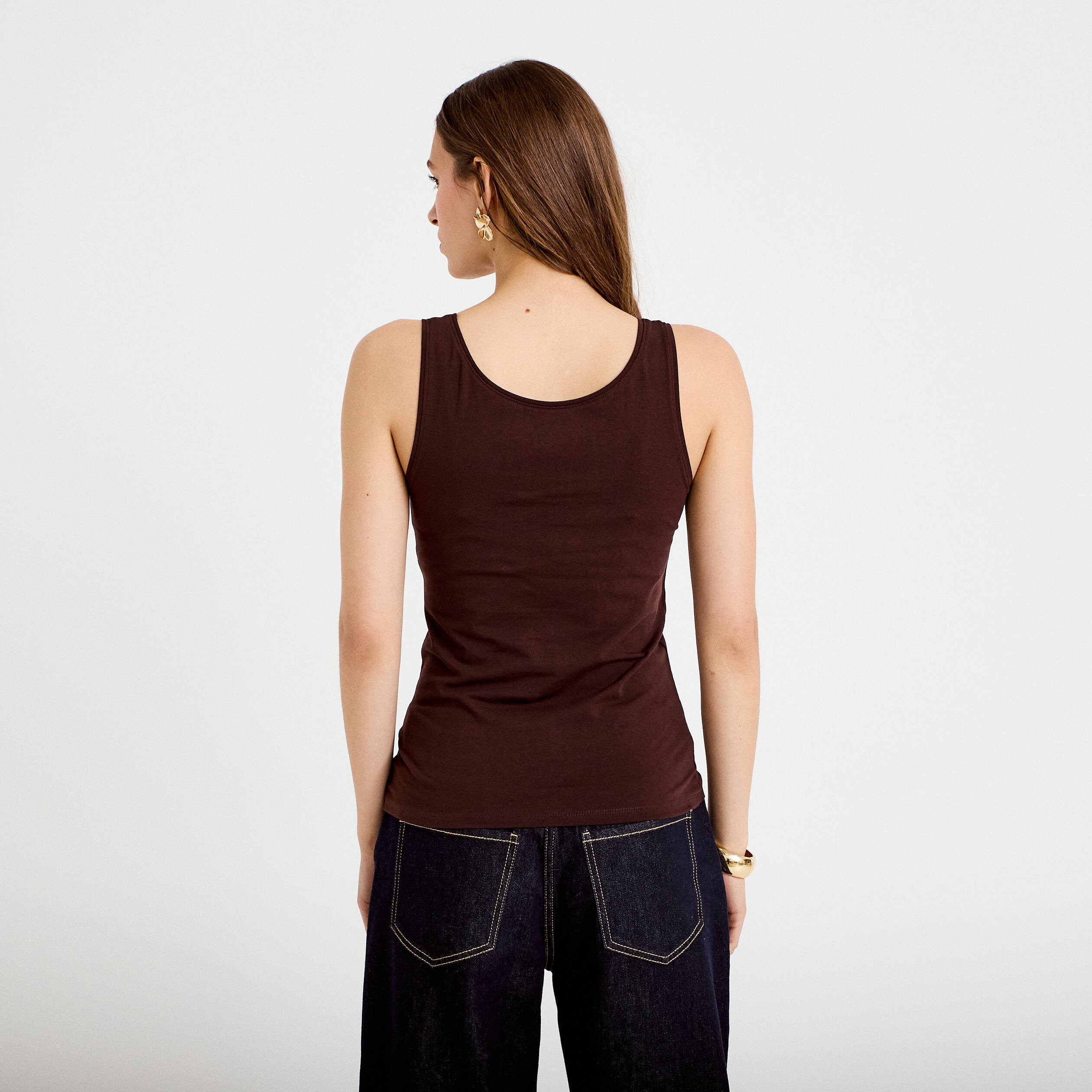 D&eacute;bardeur bretelles larges marron fonc&eacute; femme