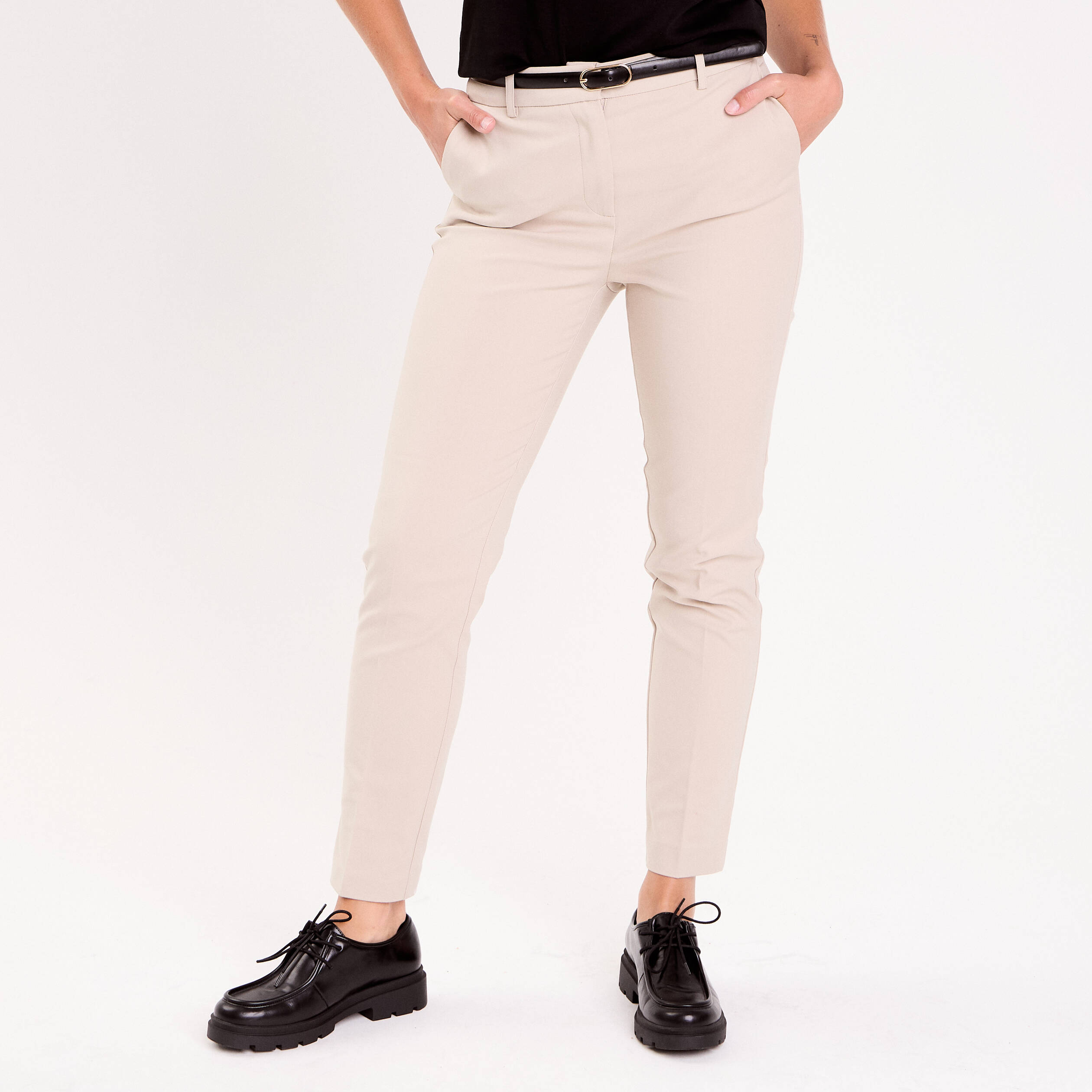 Pantalon cigarette ceintur&eacute; beige femme