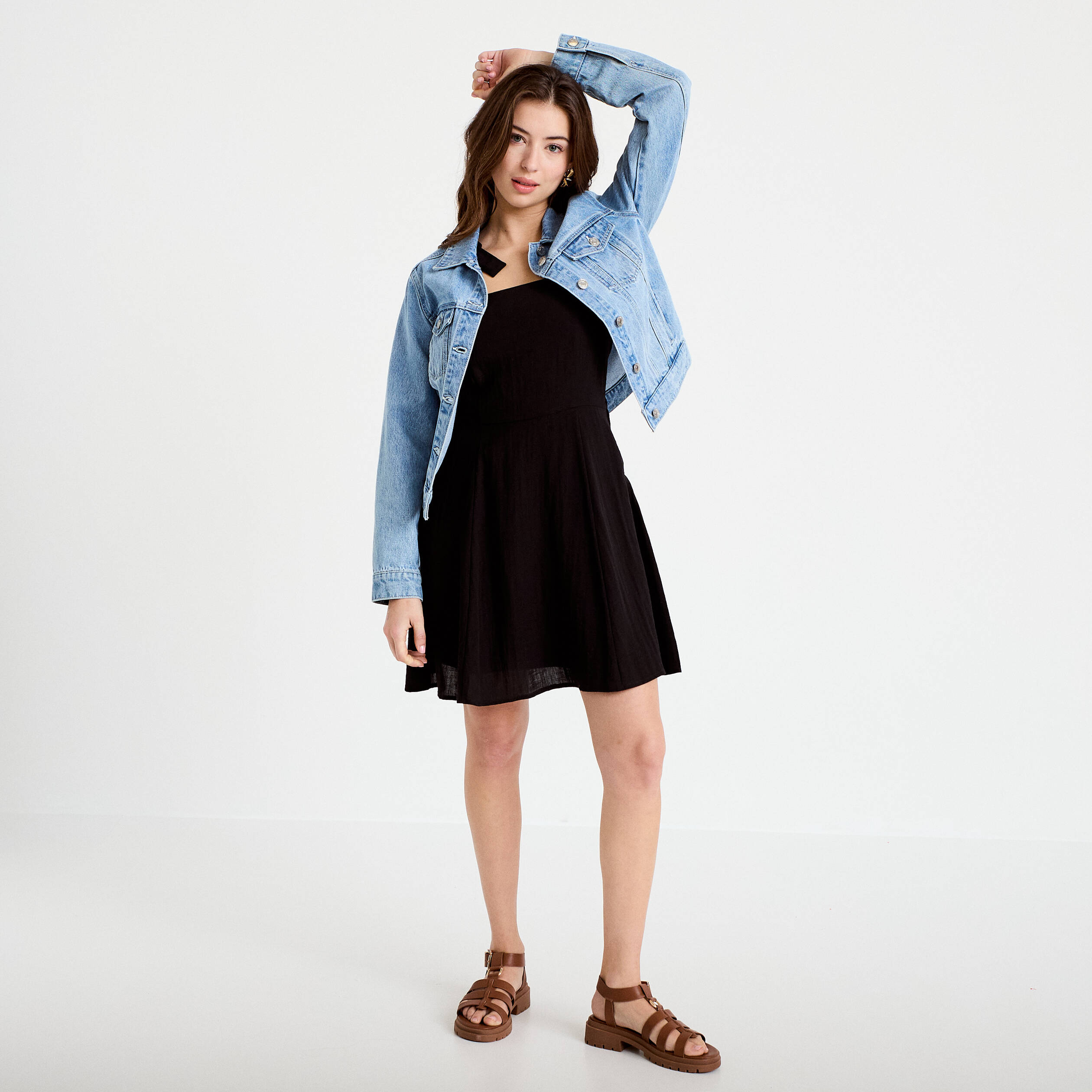 Robe patineuse courte &agrave; fines bretelles noir femme