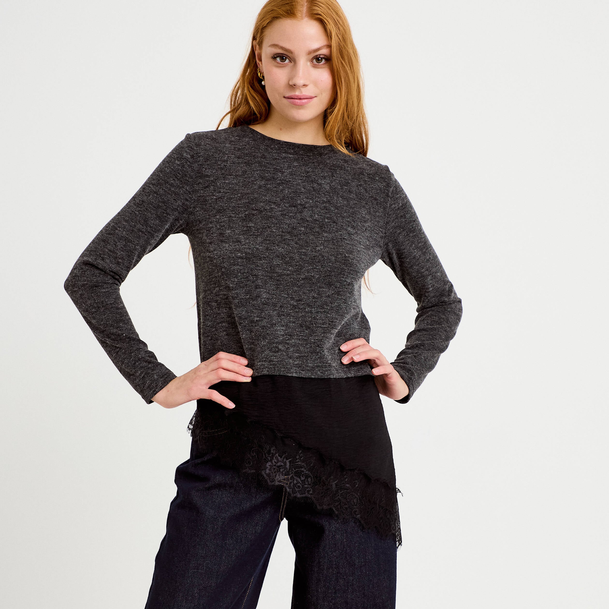 Pull manches longues gris fonc&eacute; femme