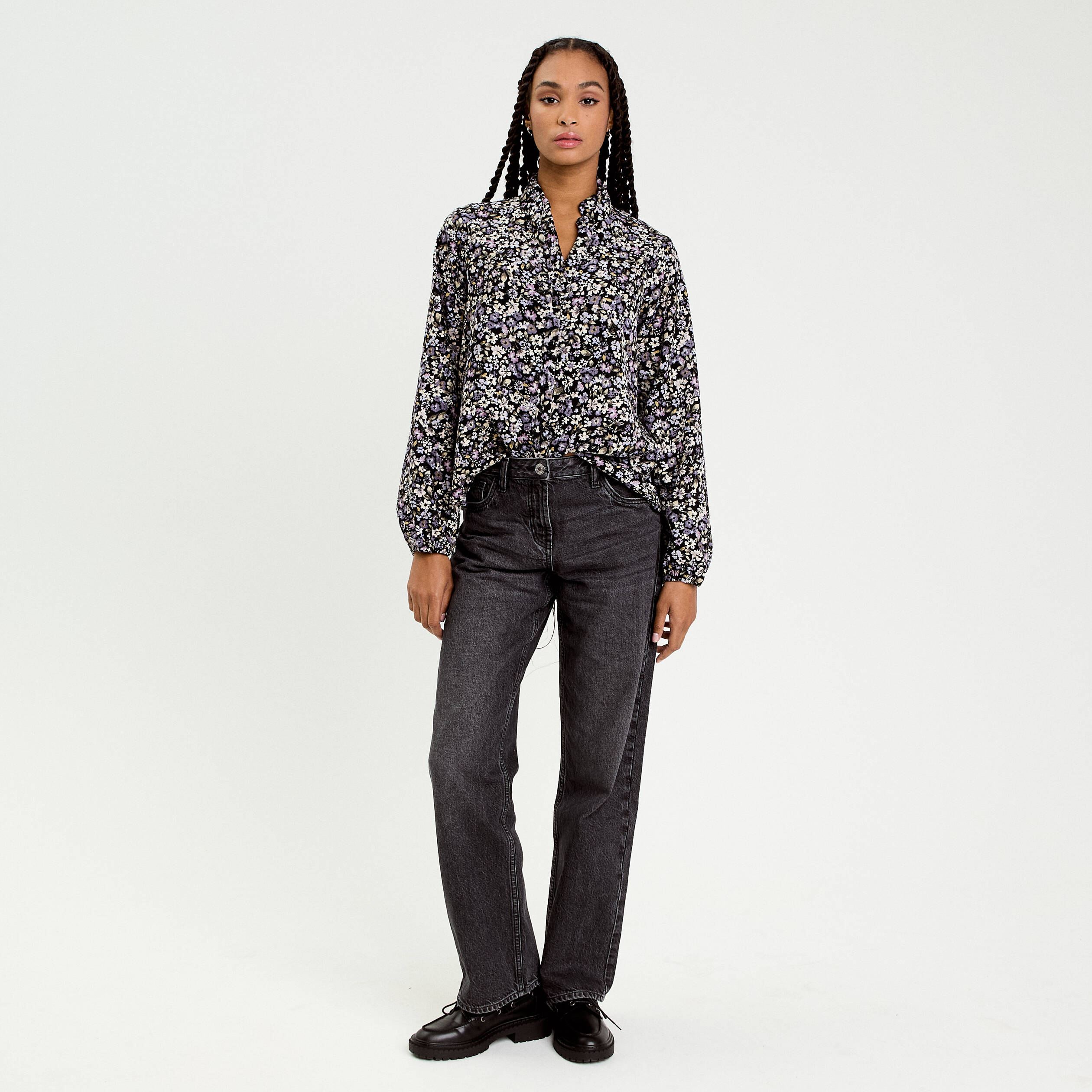Blouse droite courte manches longues noir femme