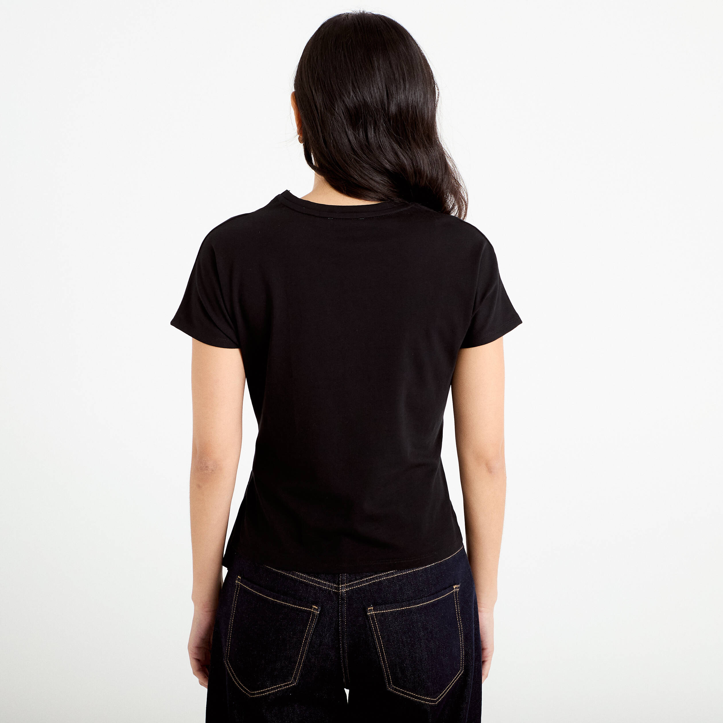 T-shirt ceintur&eacute; noir femme