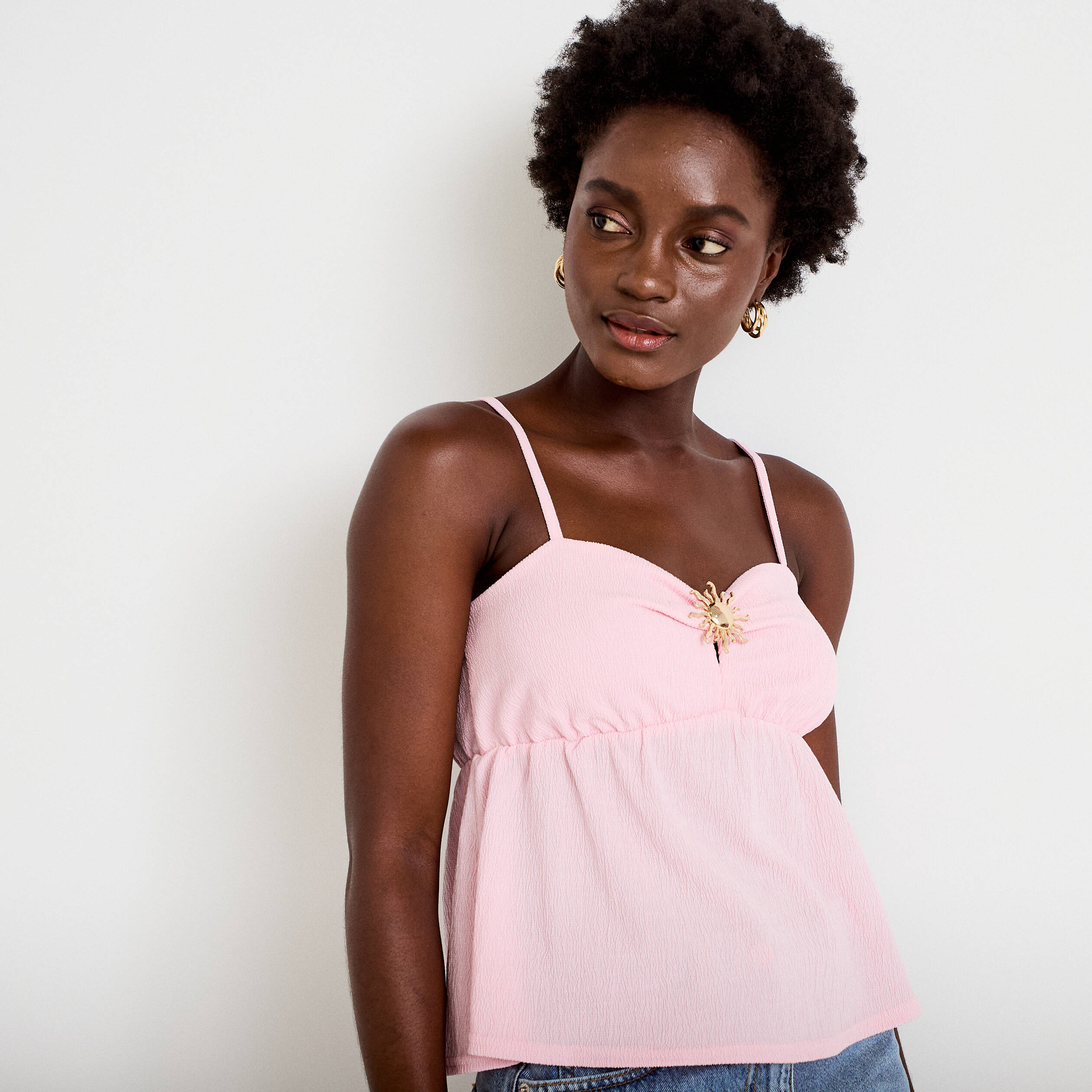 D&eacute;bardeur d&eacute;tail bijou rose clair femme