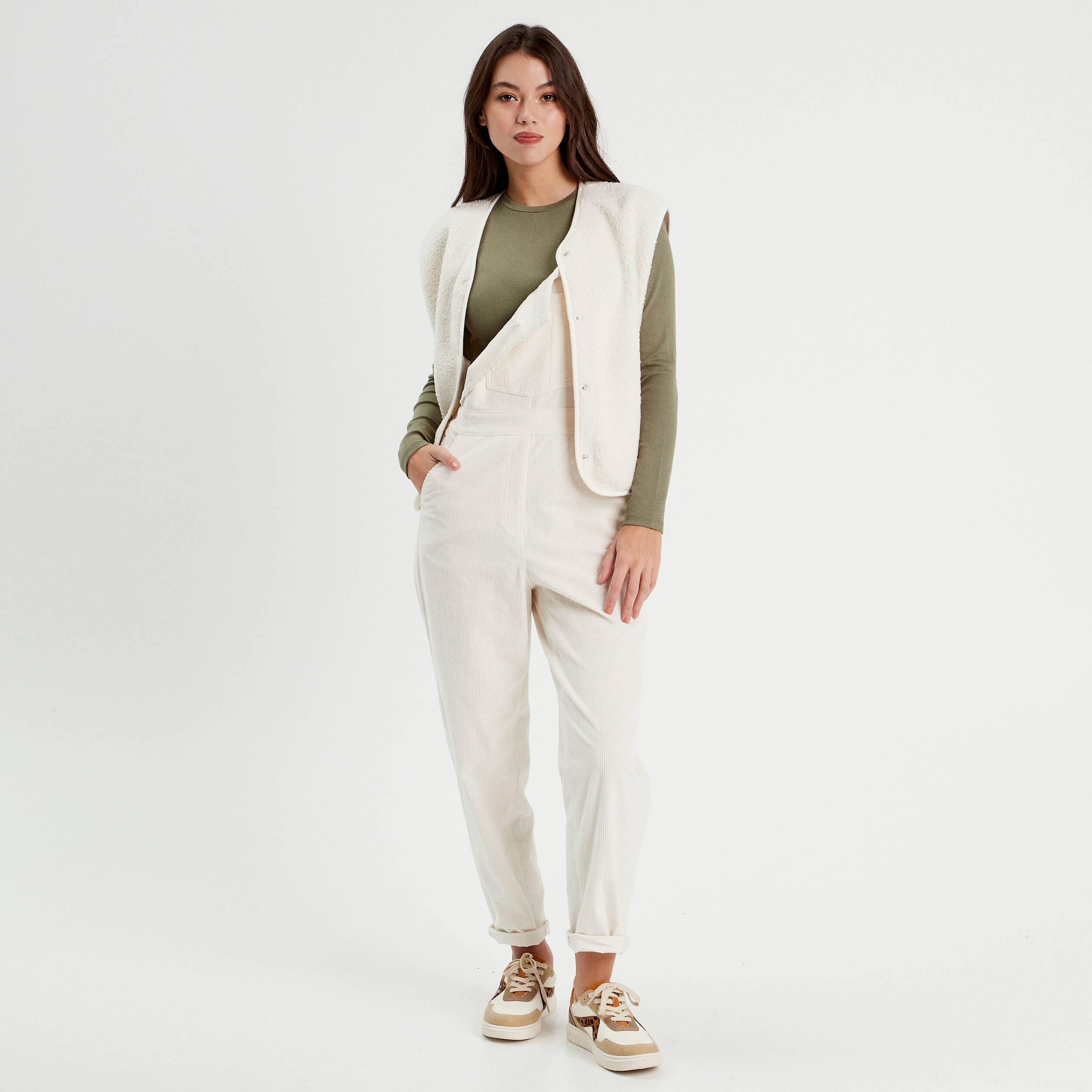 T-shirt cintr&eacute; col rond manches longues vert kaki femme