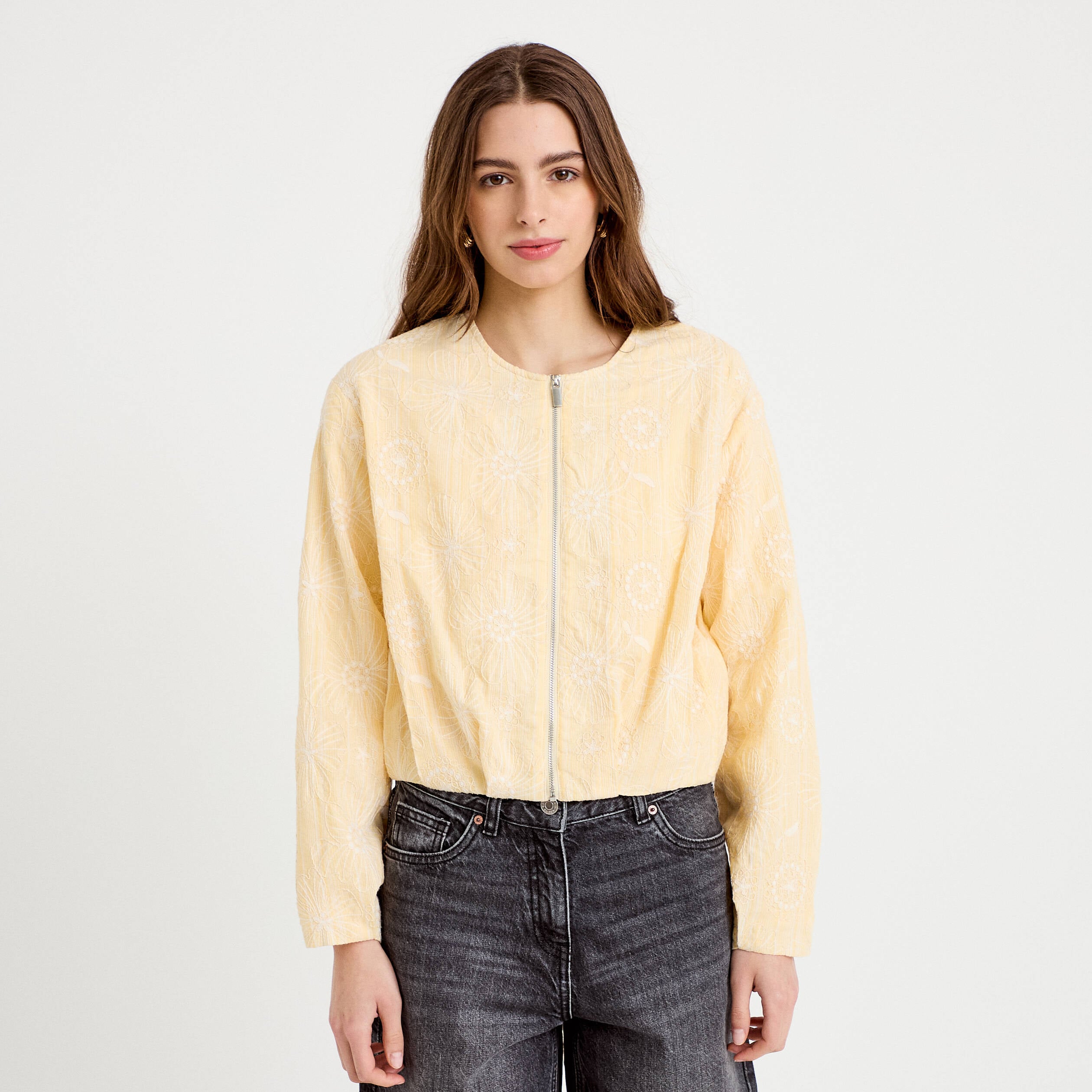 Veste cropped bas resserr&eacute; jaune clair femme
