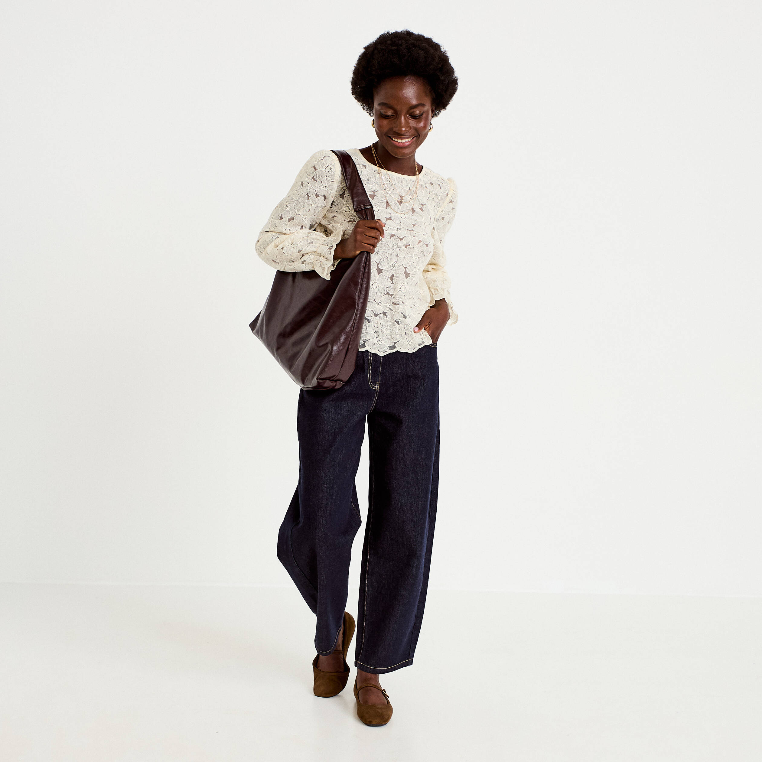 Blouse droite col v en dentelle ecru femme