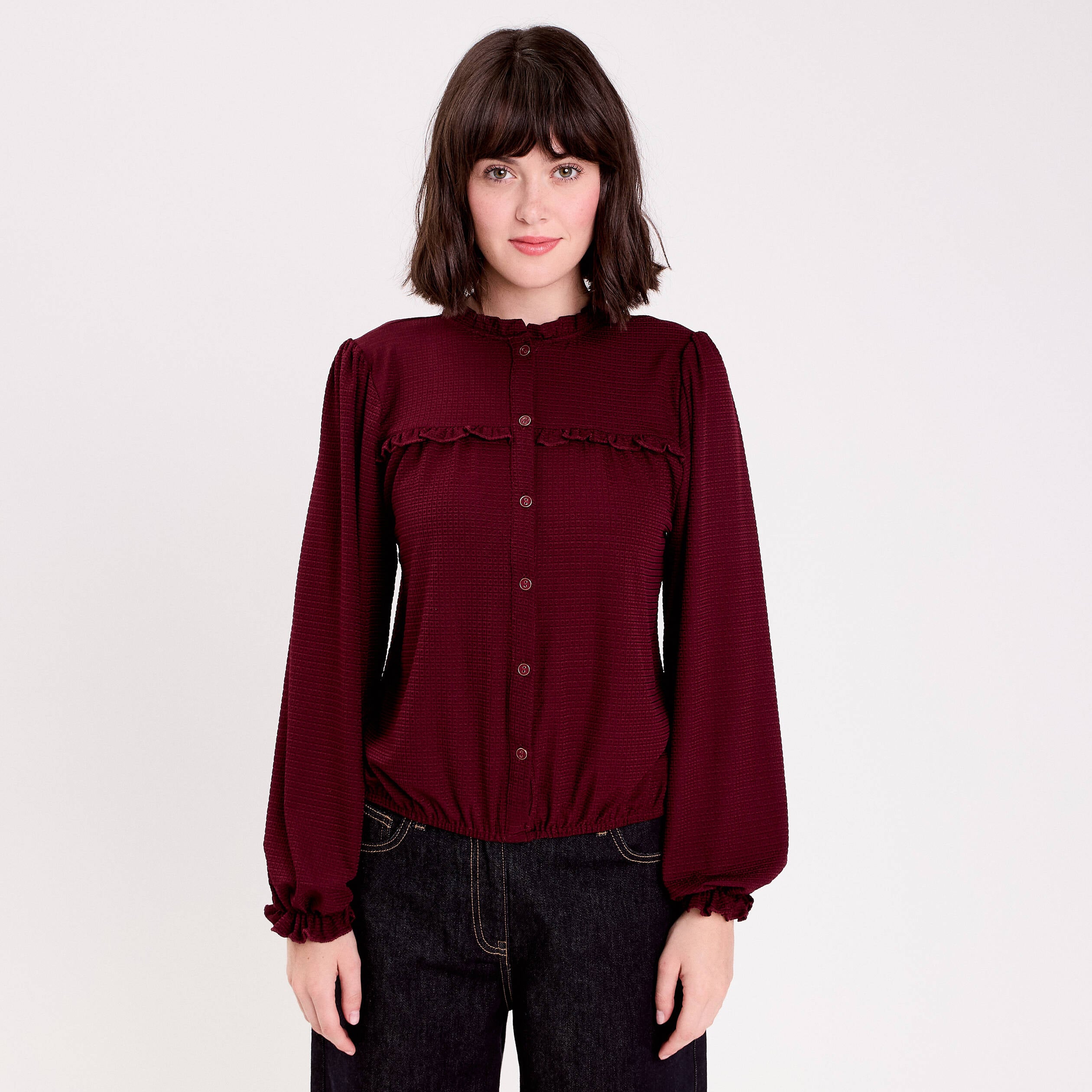 Blouse d&eacute;tails volants violet fonc&eacute; femme