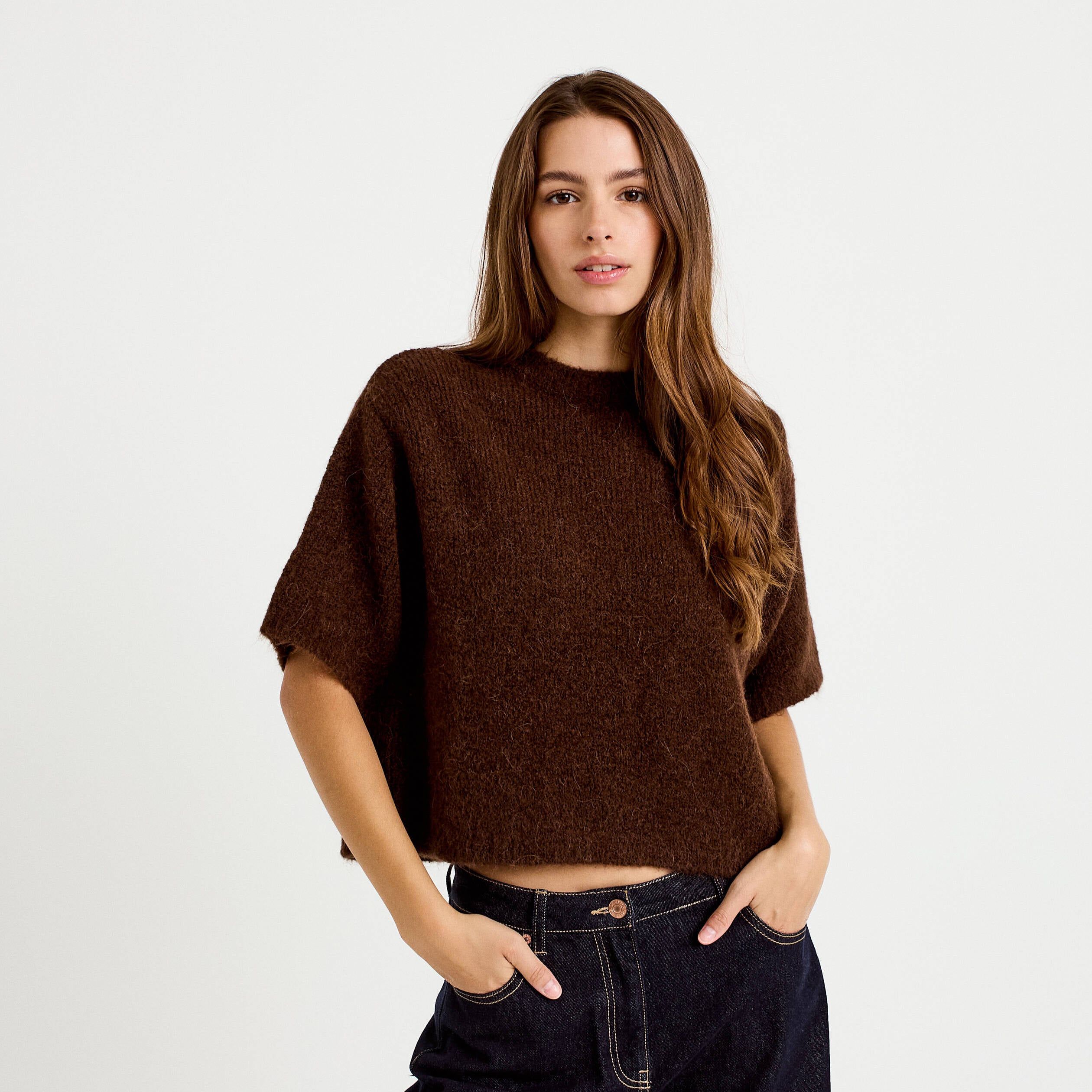 Pull manches courtes marron fonc&eacute; femme