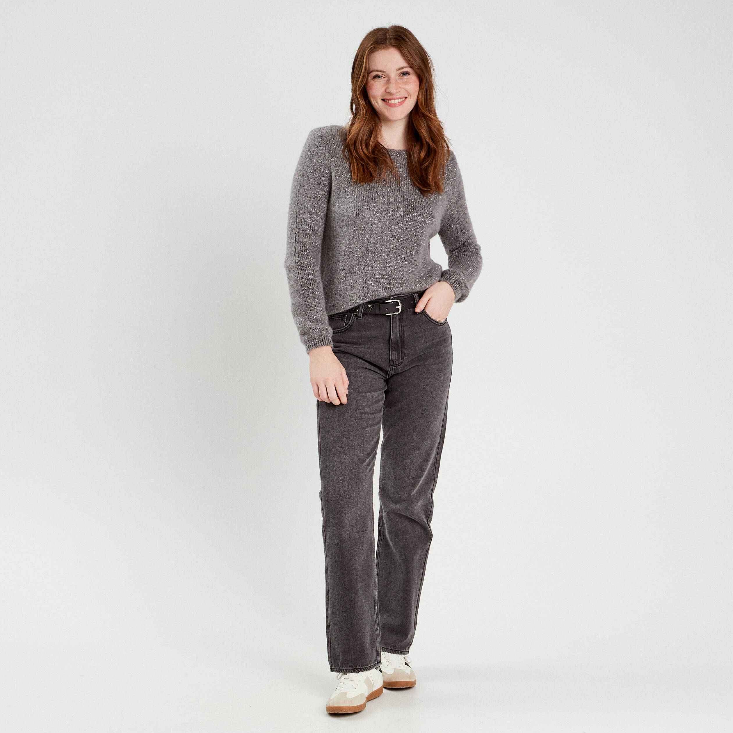 Pull fils m&eacute;tallis&eacute;s col bateau gris fonc&eacute; femme