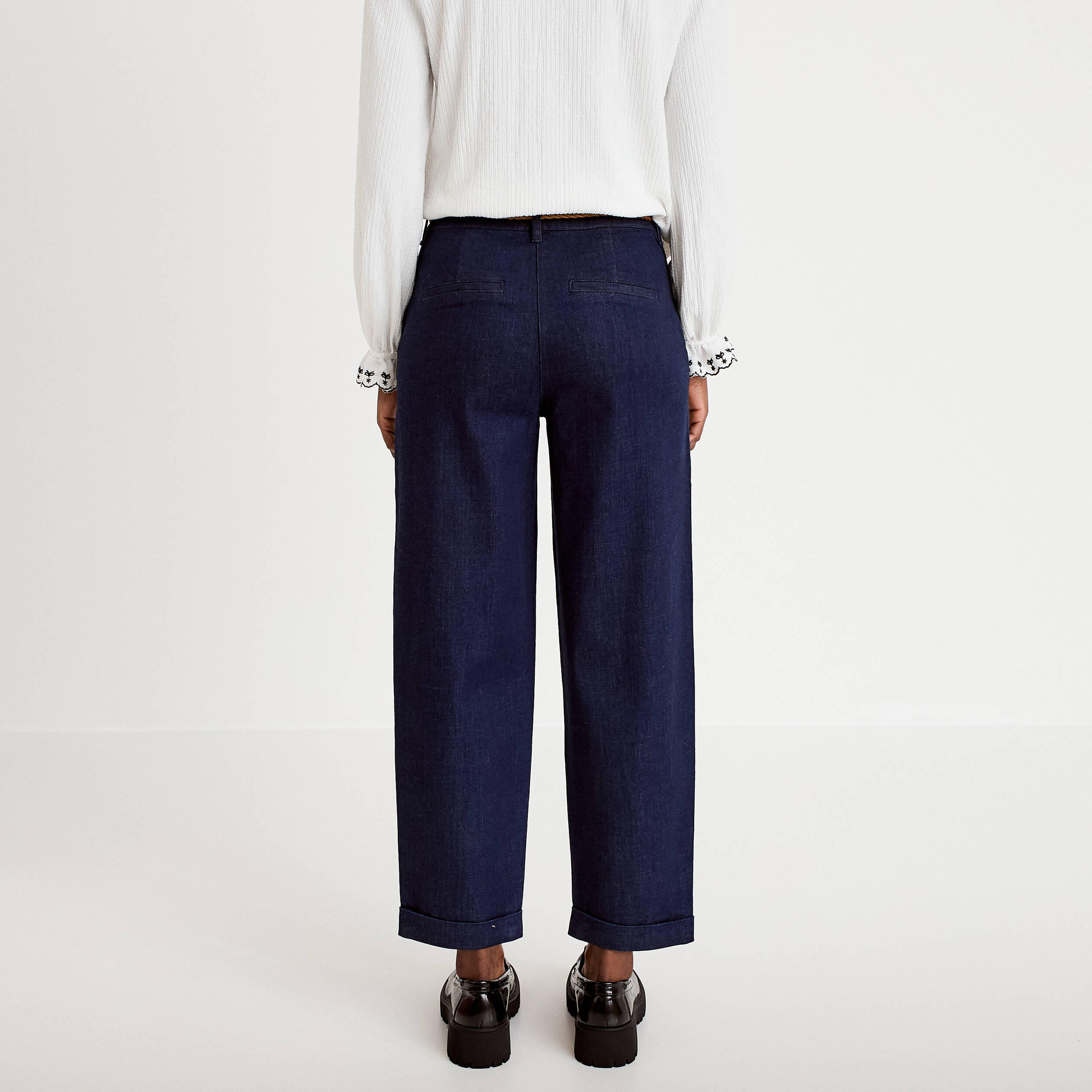 Jeans chino avec ceinture denim brut femme