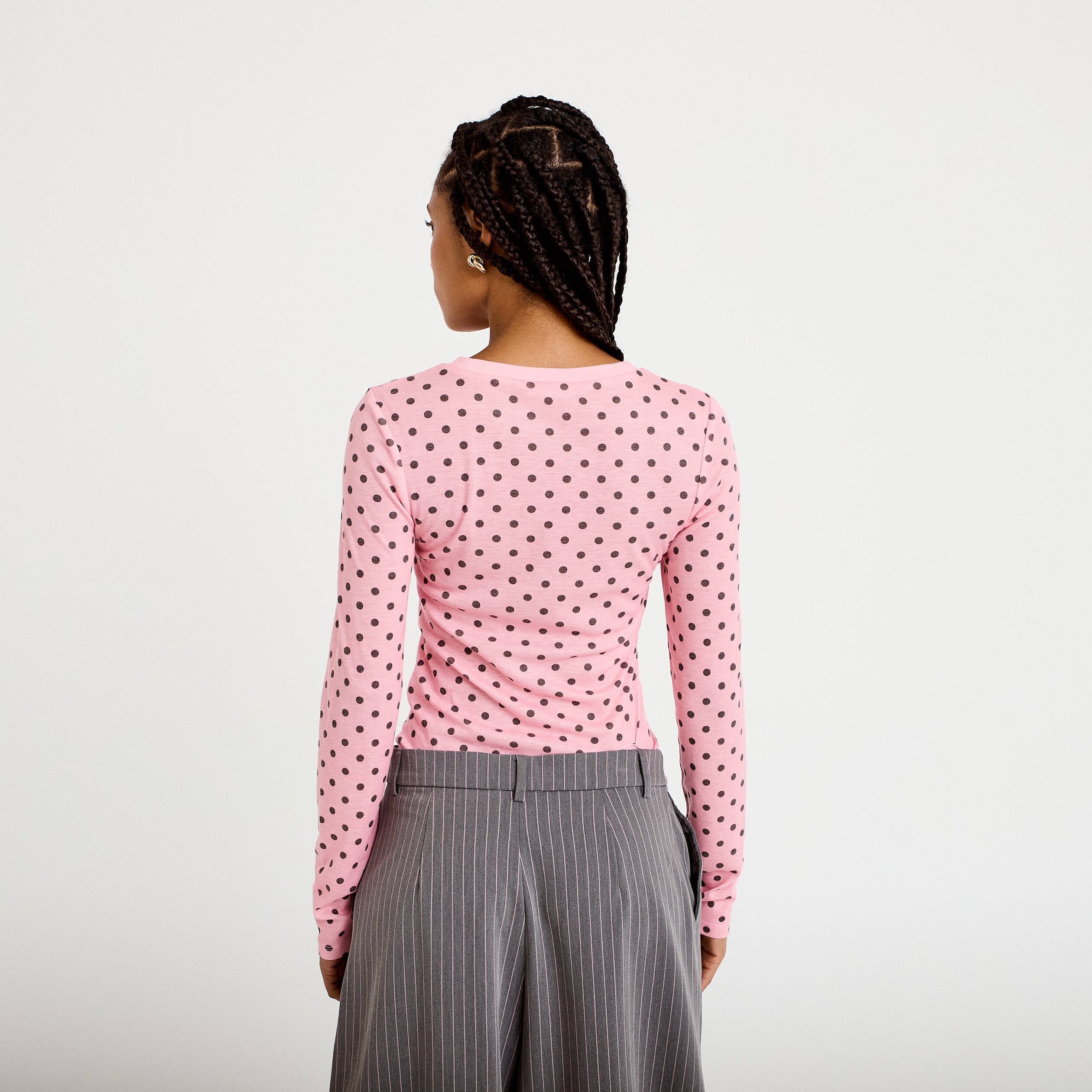 T-shirt ajust&eacute; col rond manches longues rose corail femme