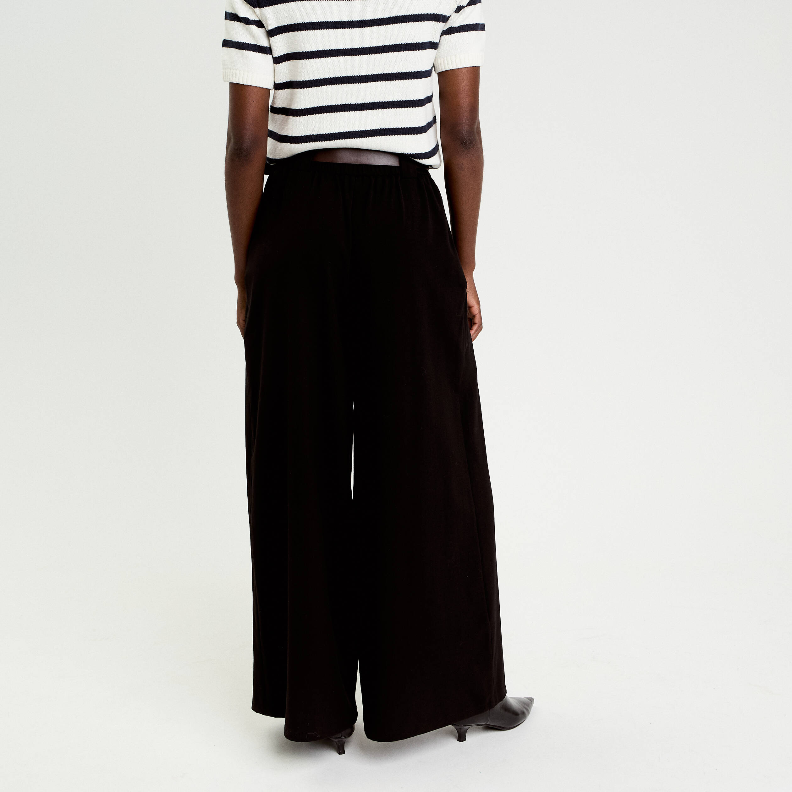 Pantalon large avec ceinture noir femme