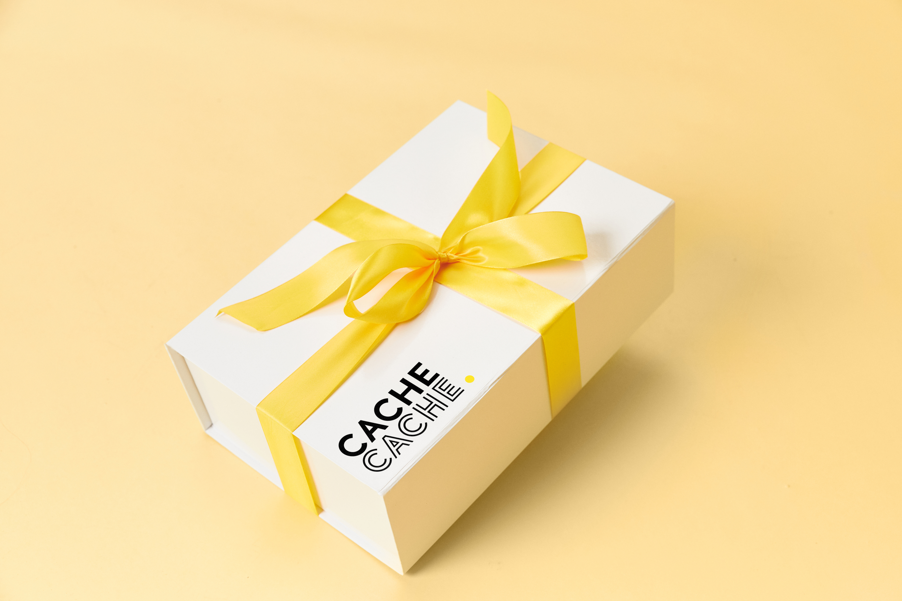 Produit marketing ecru femme