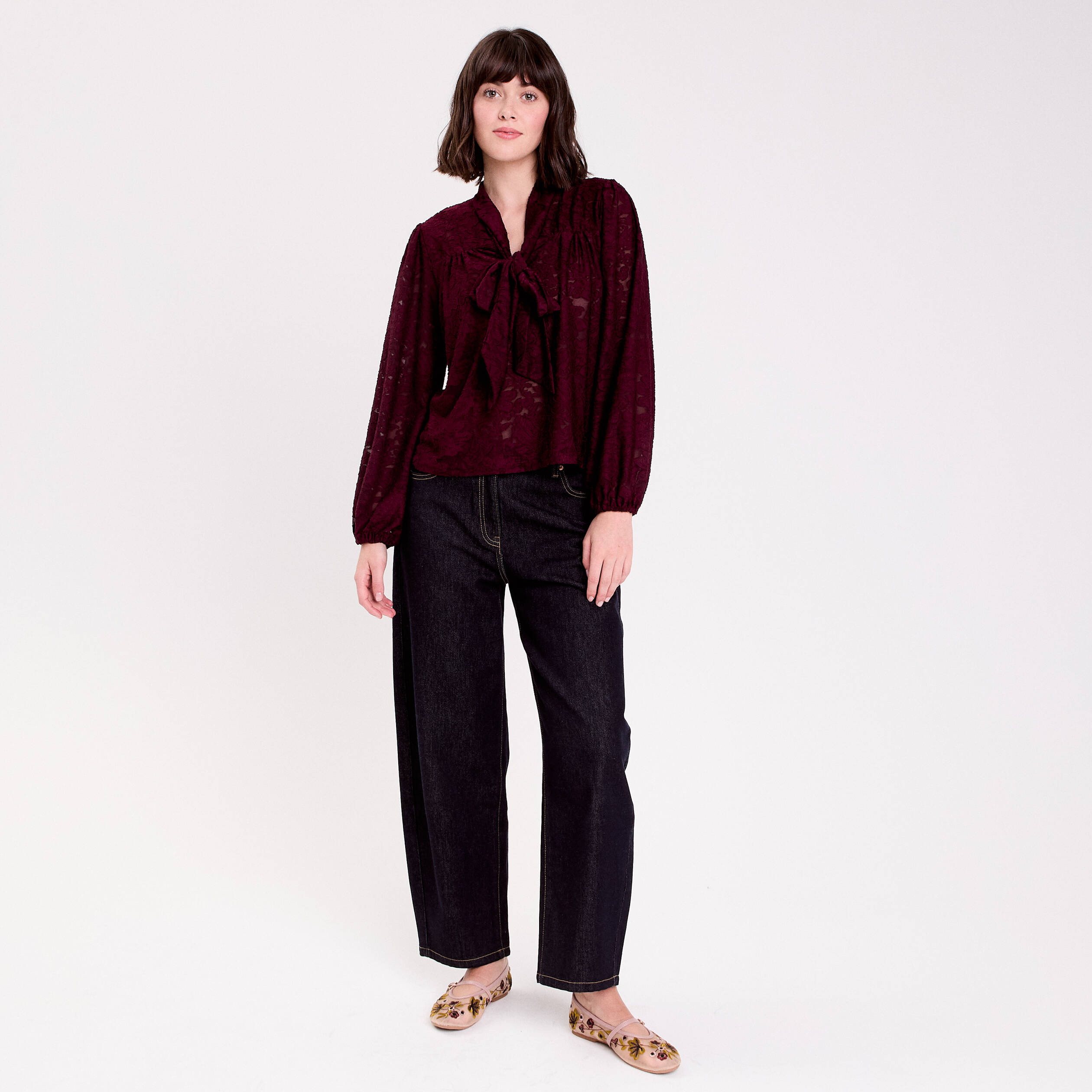 Blouse col lavalli&egrave;re bordeaux femme