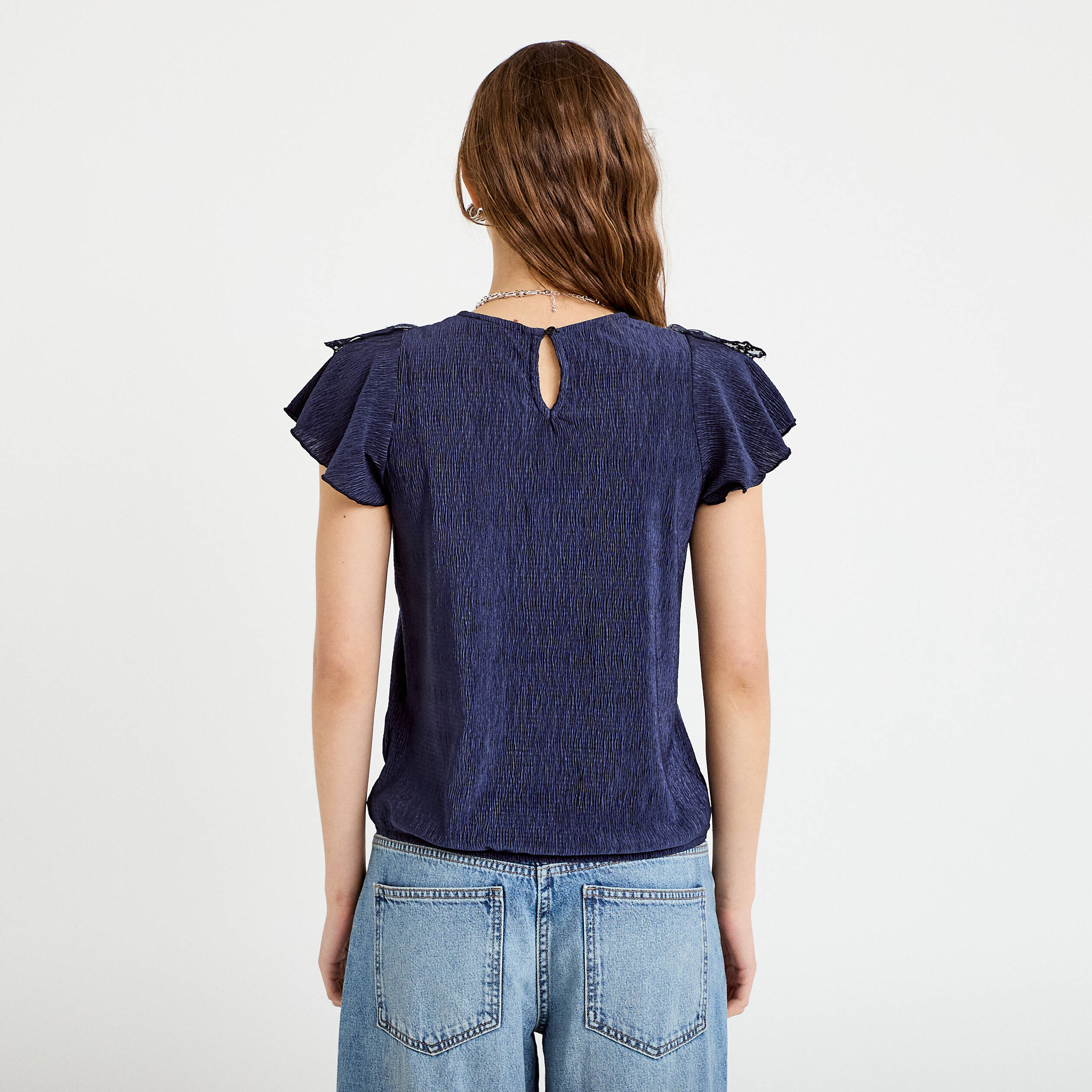 Blouse col v manches courtes dentelle bleu marine femme