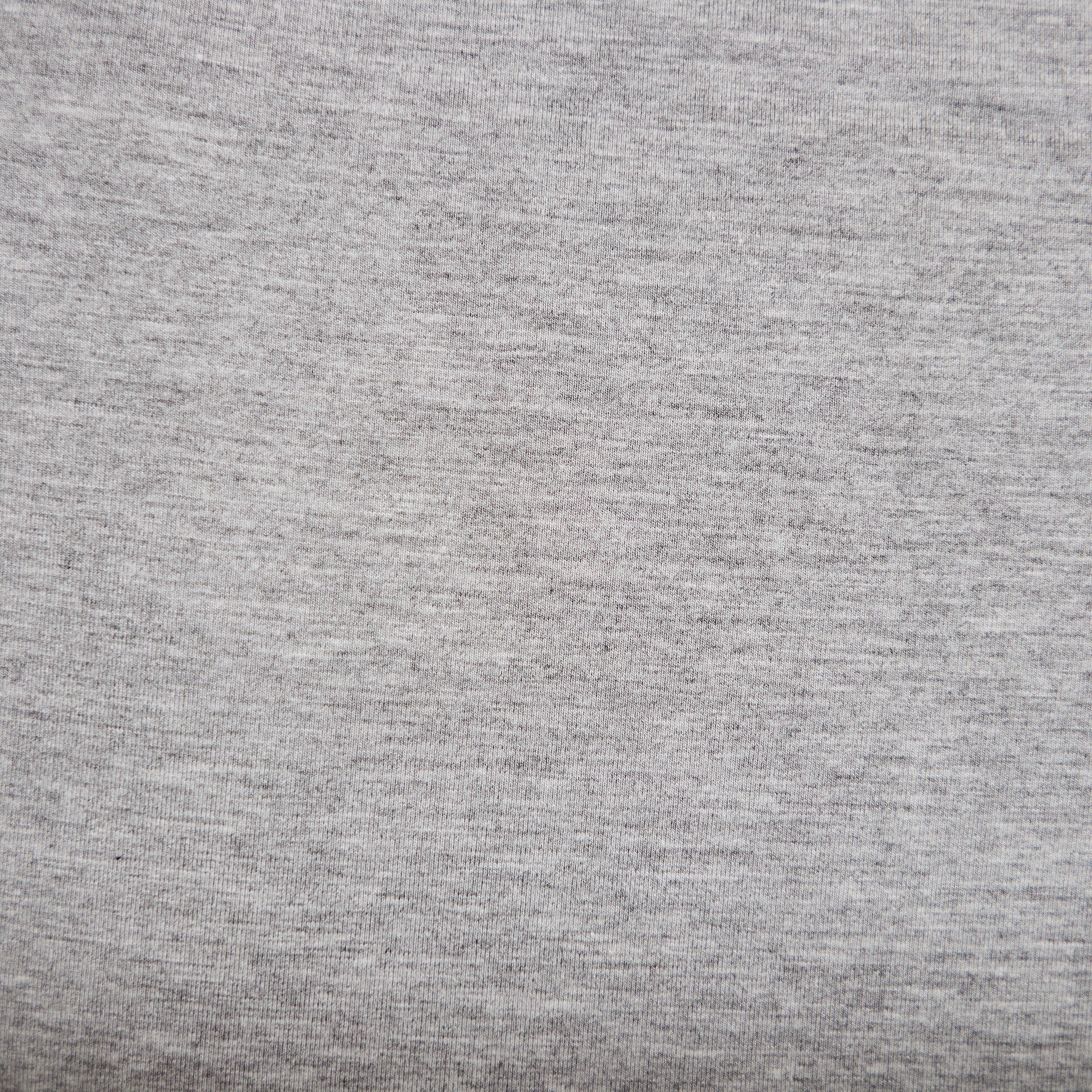Top ajust&eacute; sans manches col bateau gris clair femme