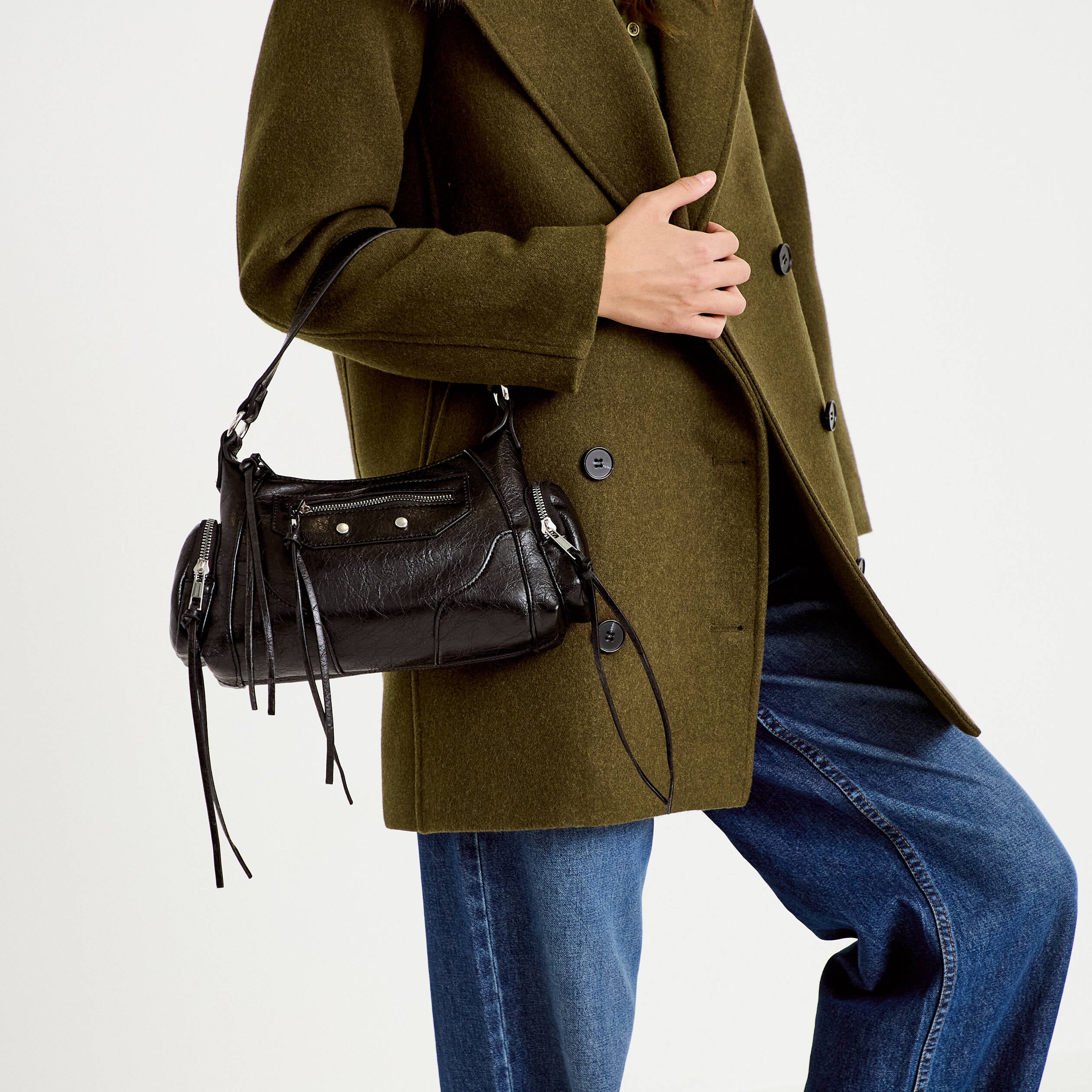 Sac port&eacute; &eacute;paule noir femme
