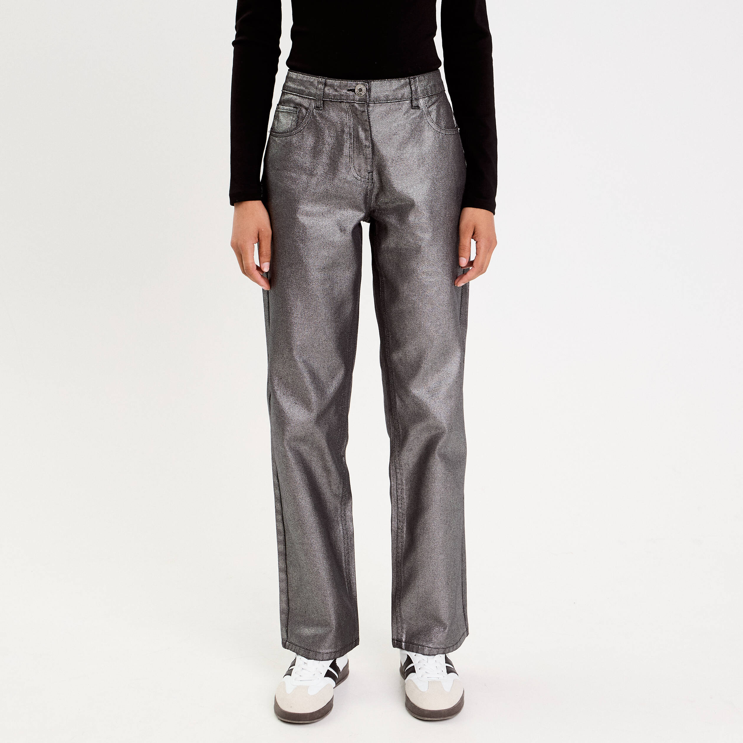 Pantalon droit en coton enduit gris argent femme