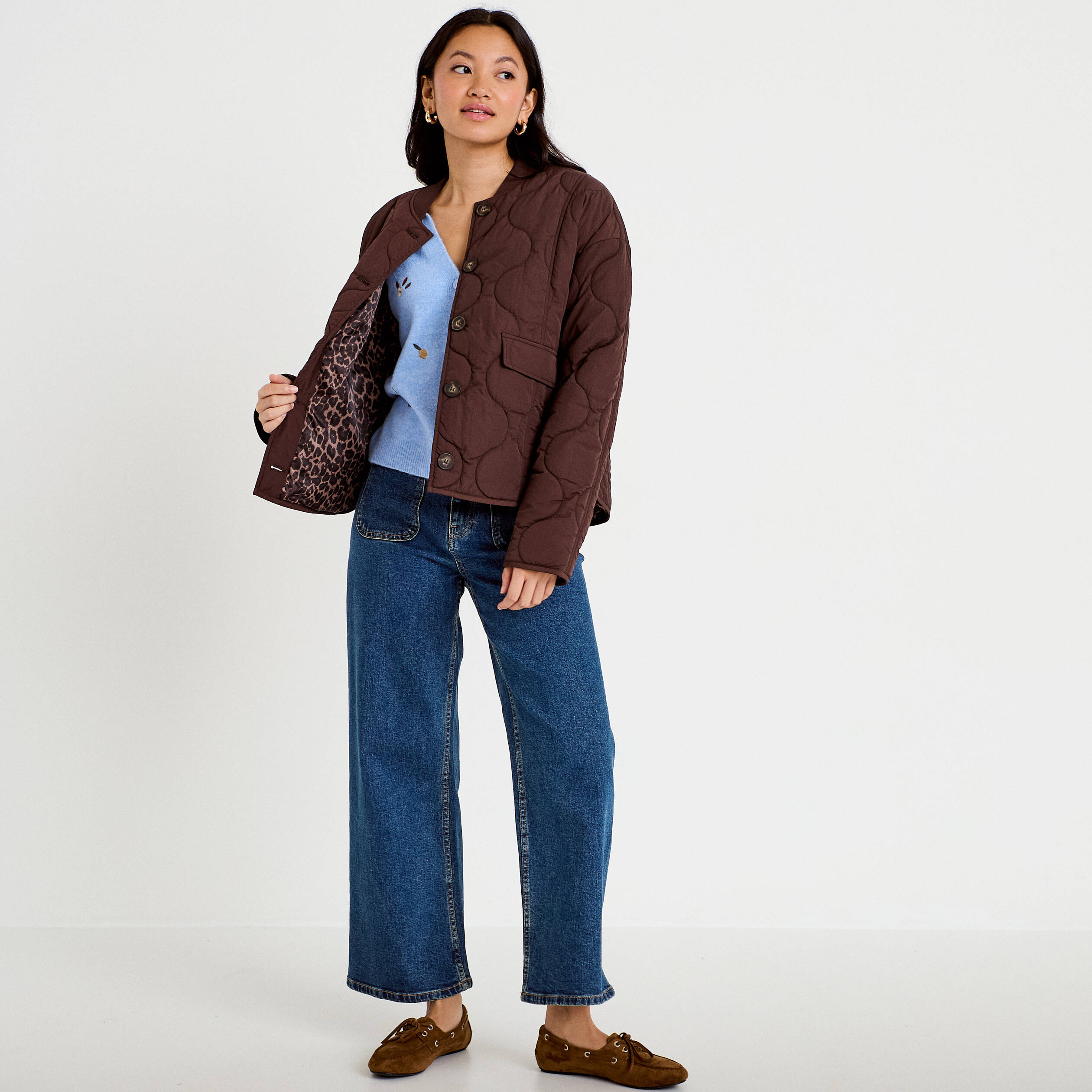 Gilet manches longues fleurs brod&eacute;es bleu ciel femme