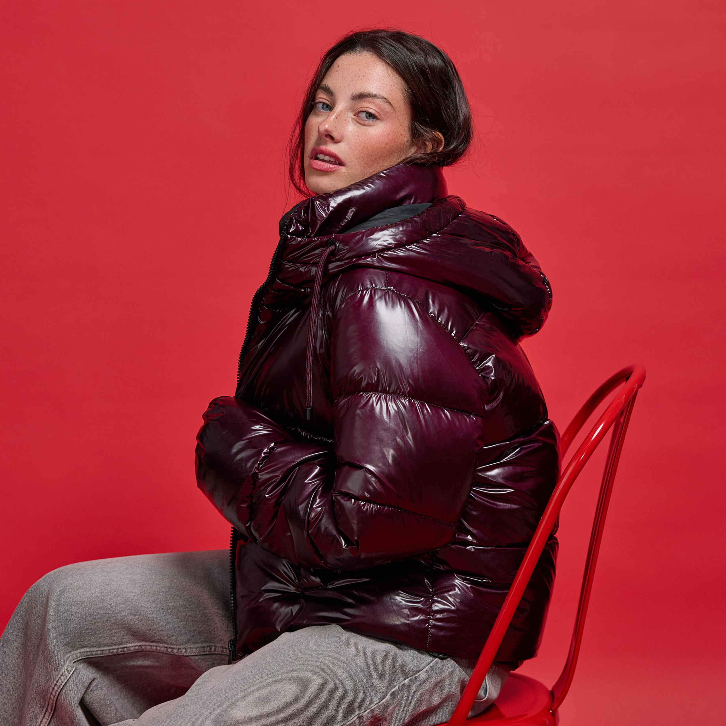 Doudoune bas resserr&eacute; manches longues violet fonc&eacute; femme
