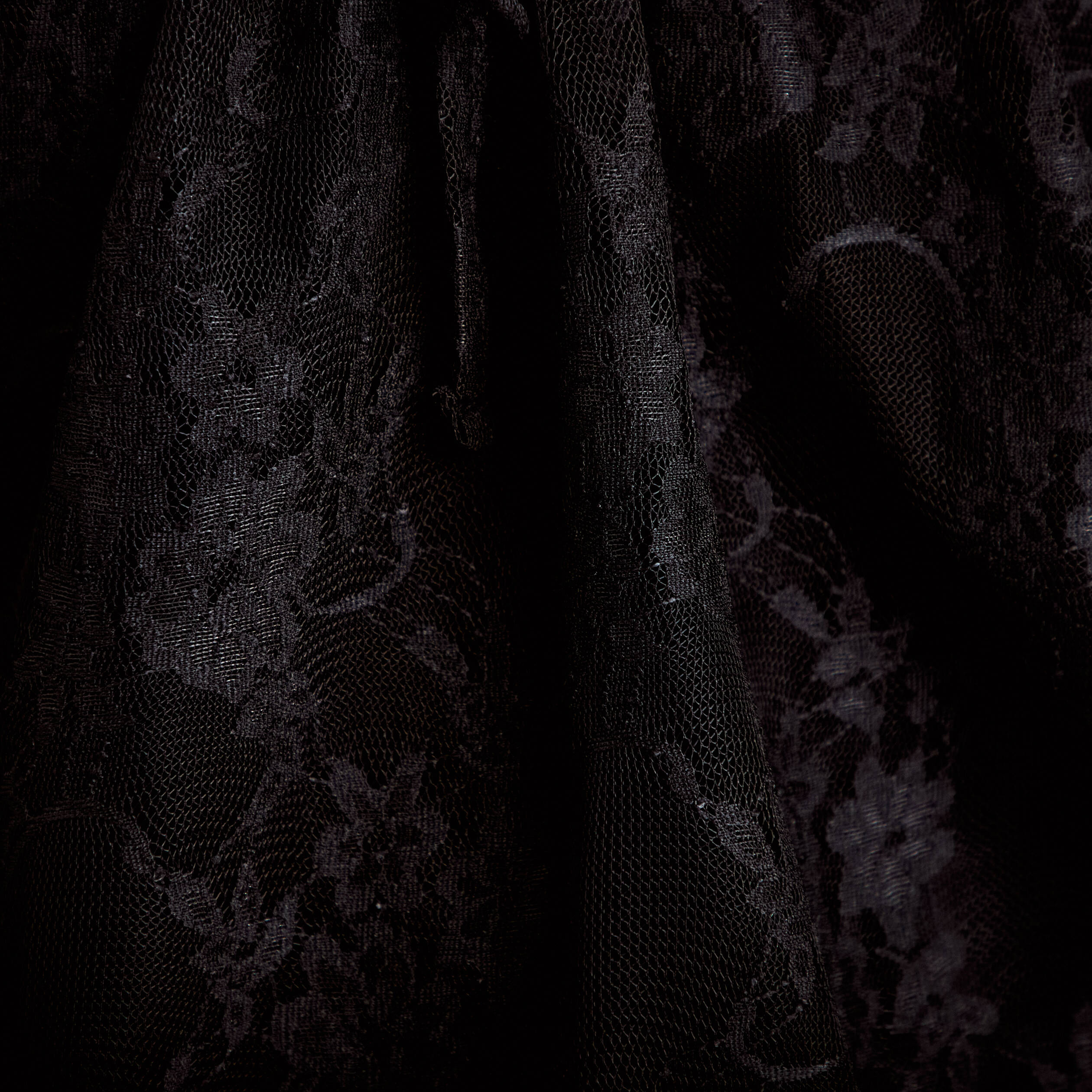 Blouse col rond manches longues dentelle noir femme