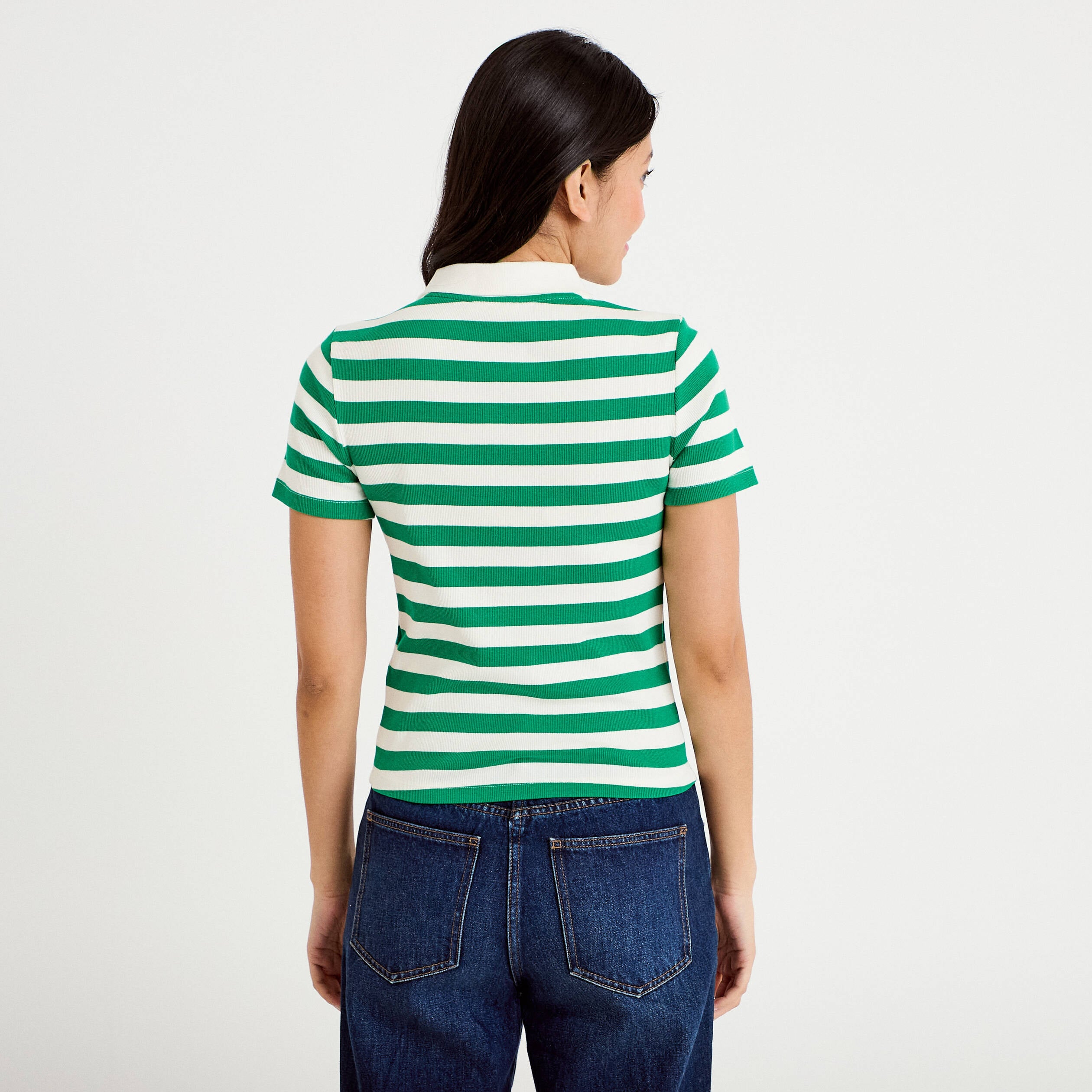 T-shirt c&ocirc;tel&eacute; col polo vert femme