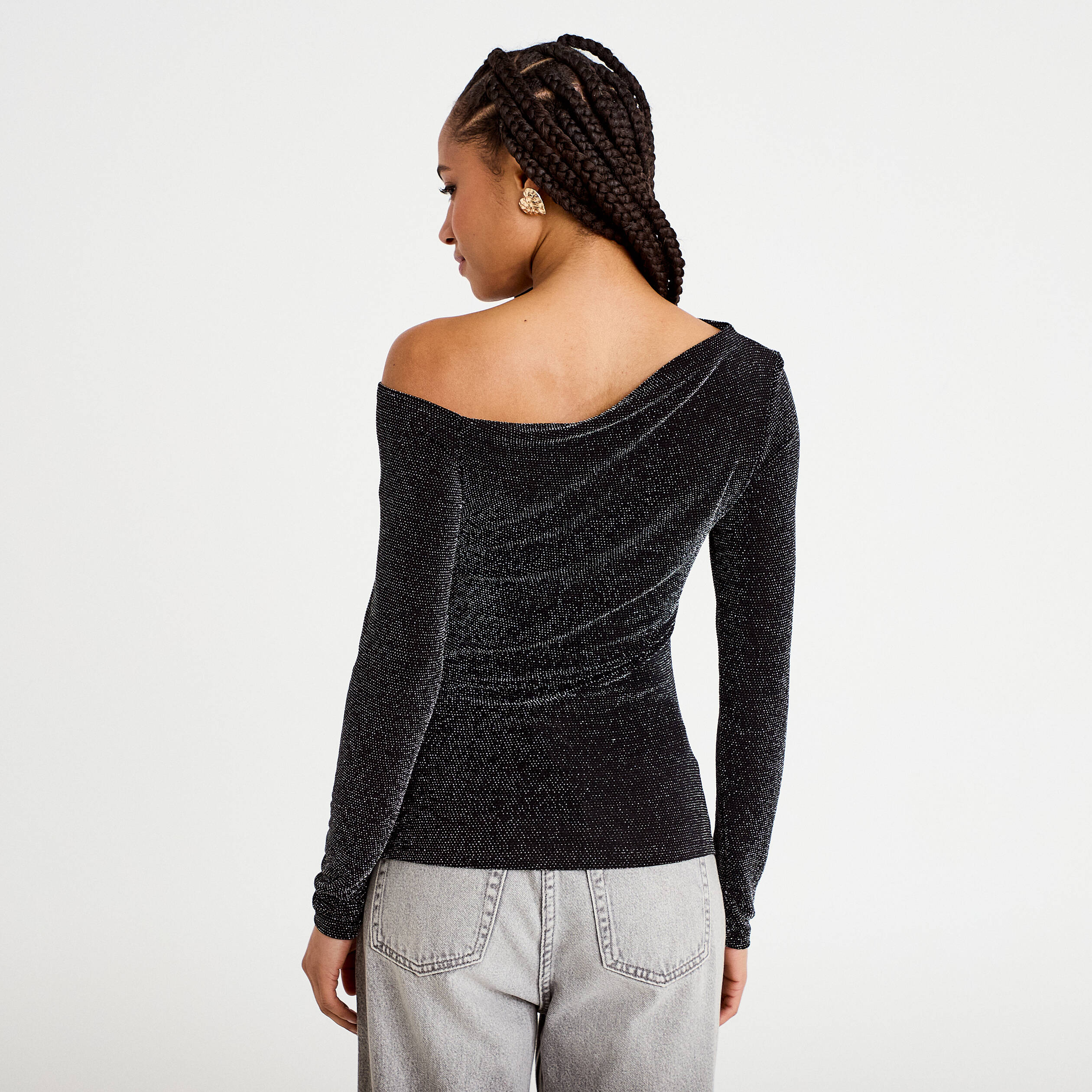 T-shirt asym&eacute;trique brillant noir femme