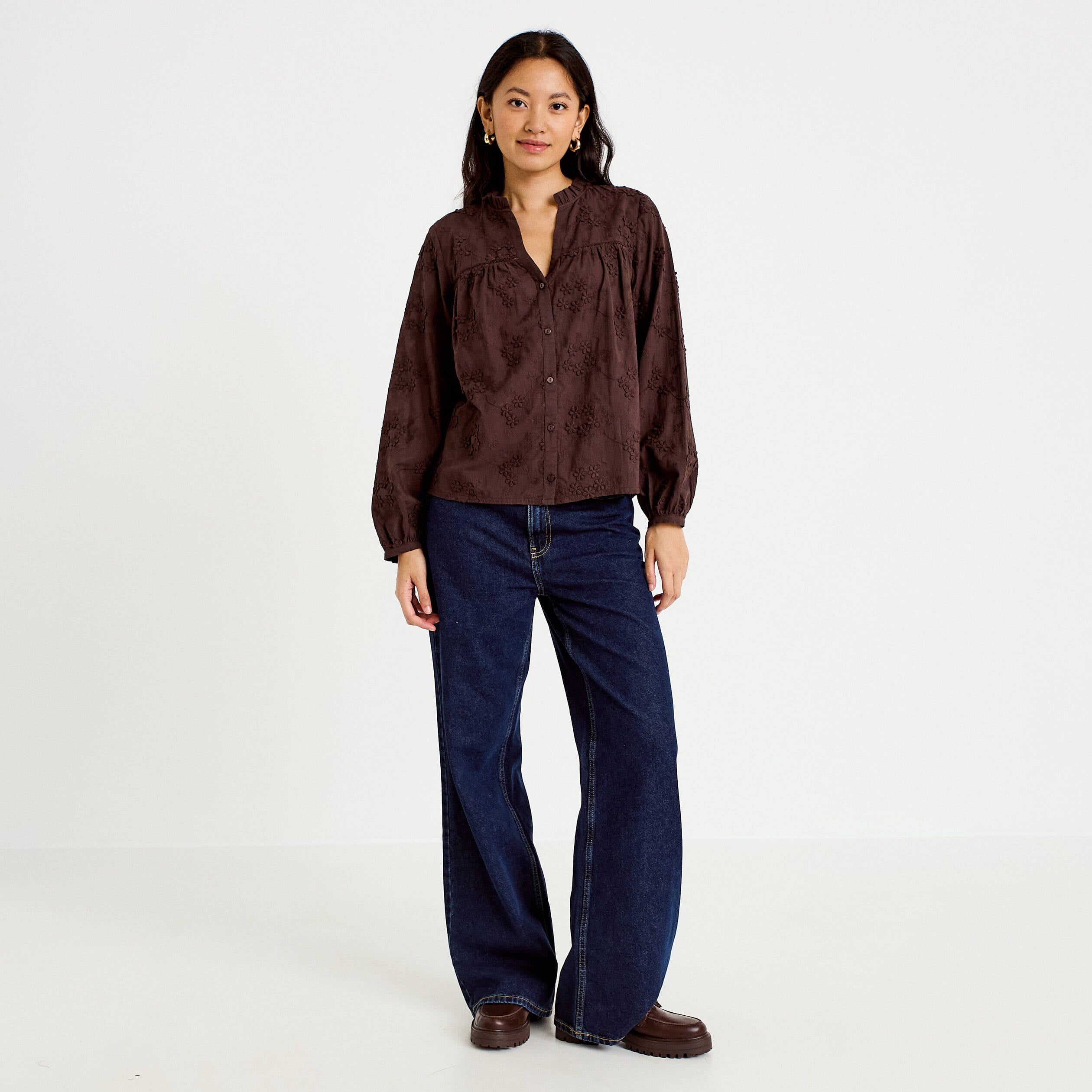 Blouse droite col rond manches longues marron fonc&eacute; femme