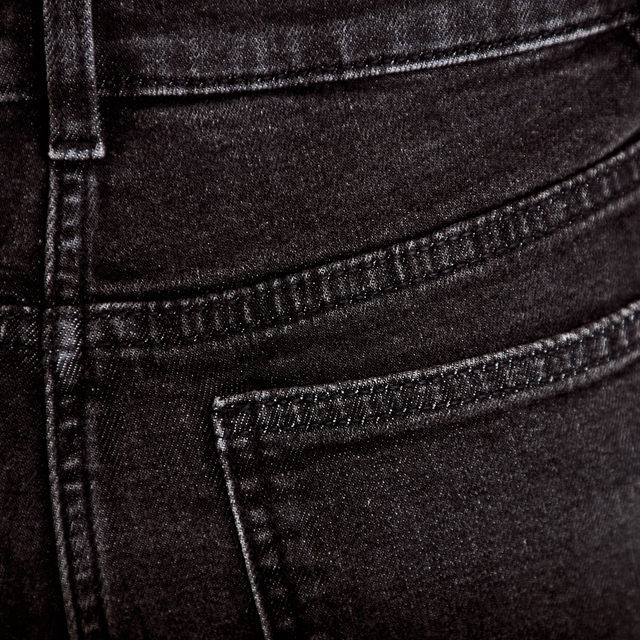 Short slim en jean denim noir femme