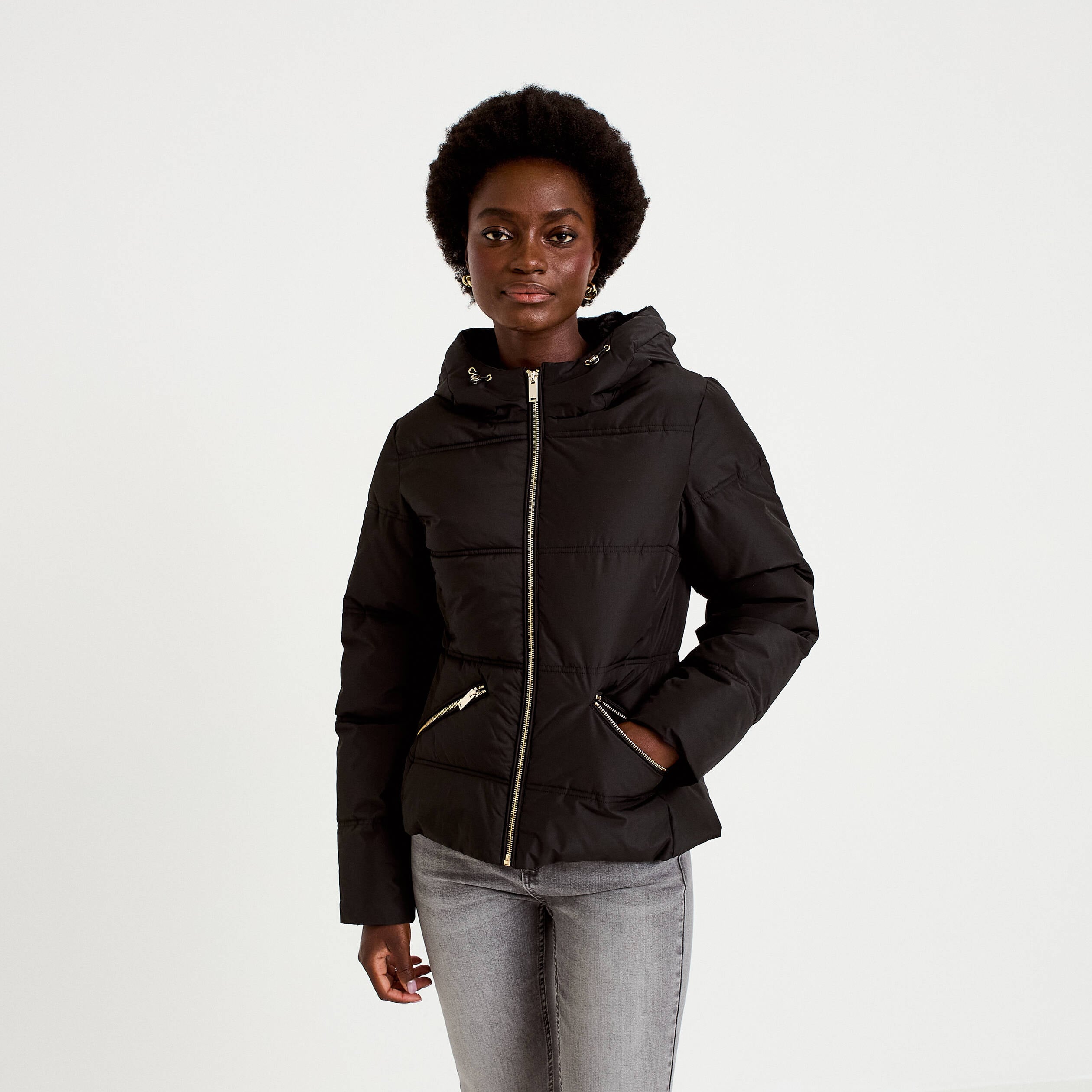 Doudoune cintr&eacute;e &agrave; capuche noir femme