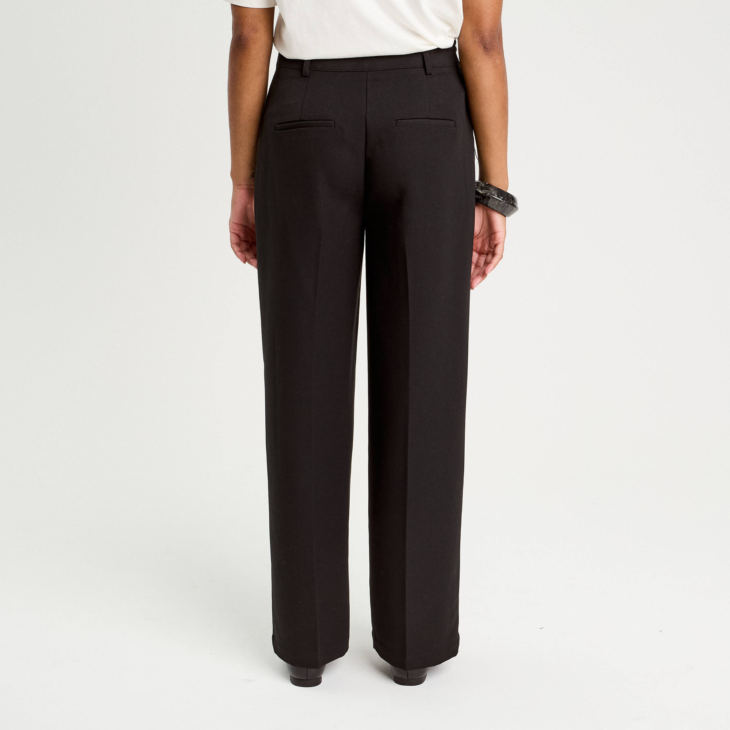 Pantalon large ventre plat noir femme