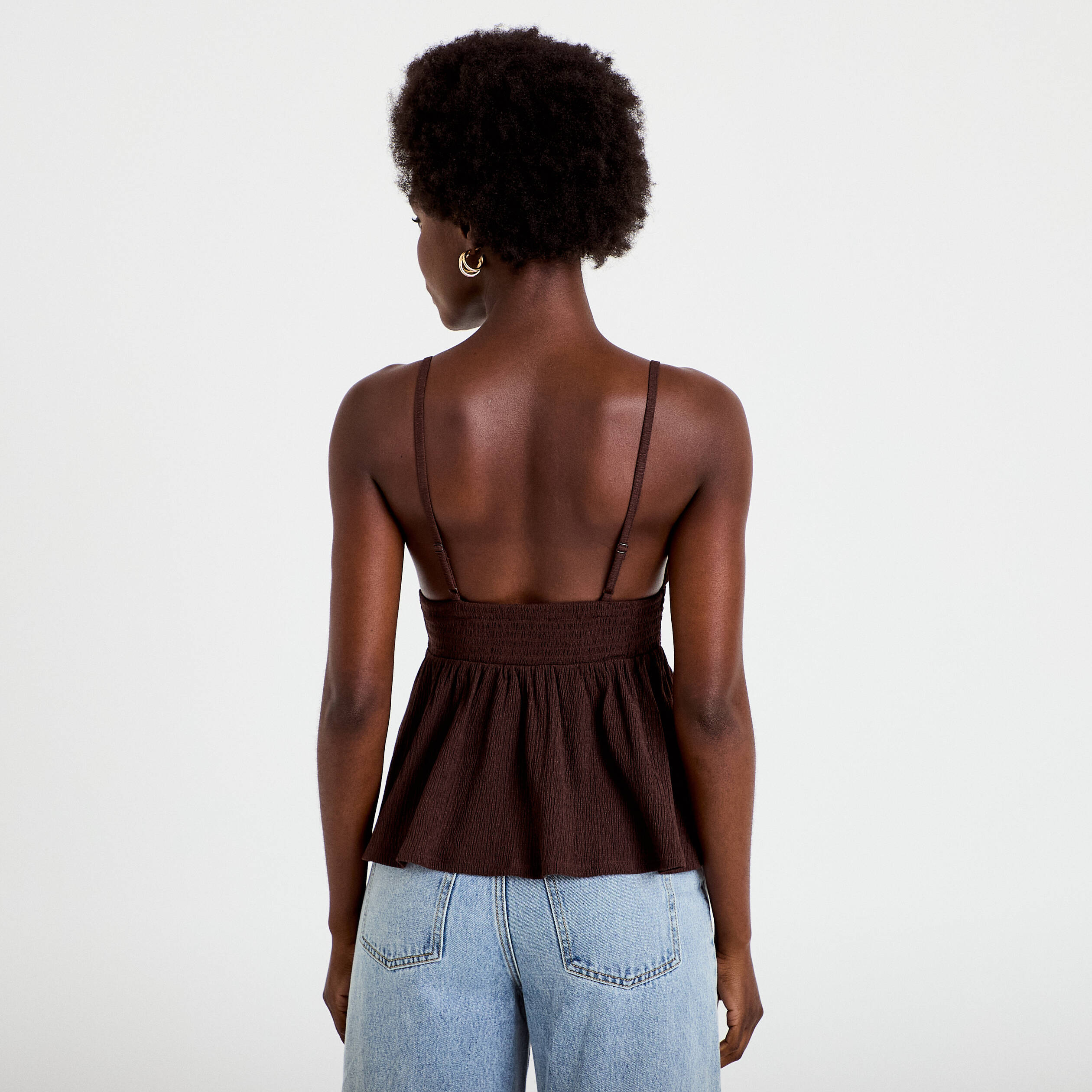 D&eacute;bardeur d&eacute;tail crochet marron fonc&eacute; femme