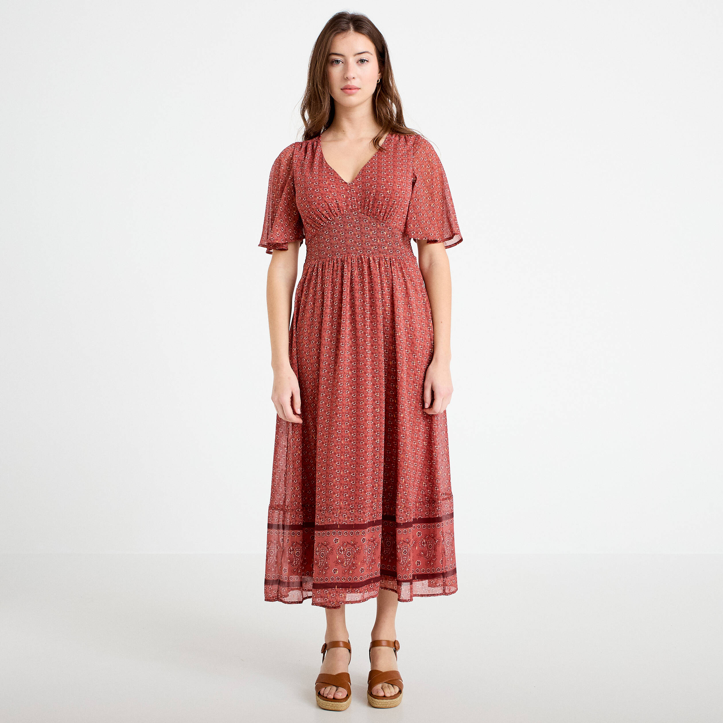 Robe longue &eacute;vas&eacute;e col v voile rouge femme