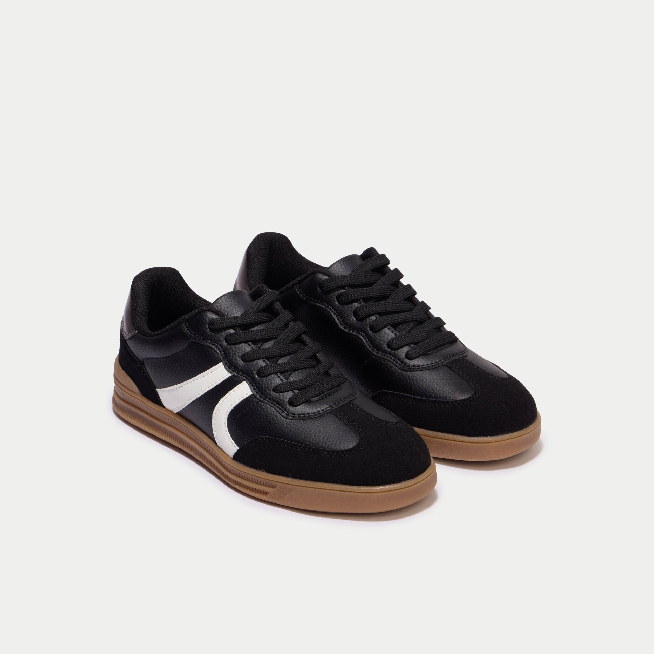 Baskets basses noir femme