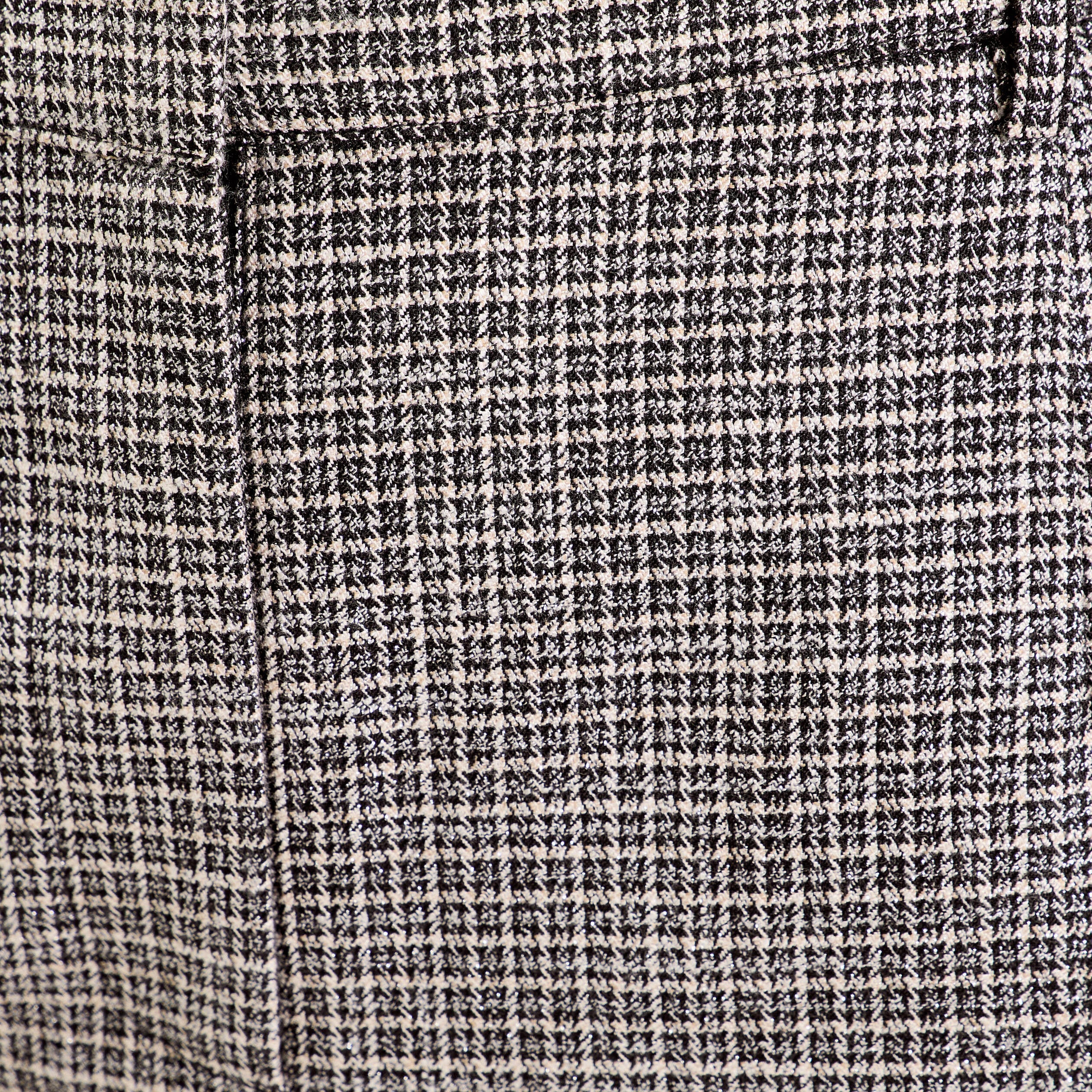 Short regular taille standard tweed noir femme