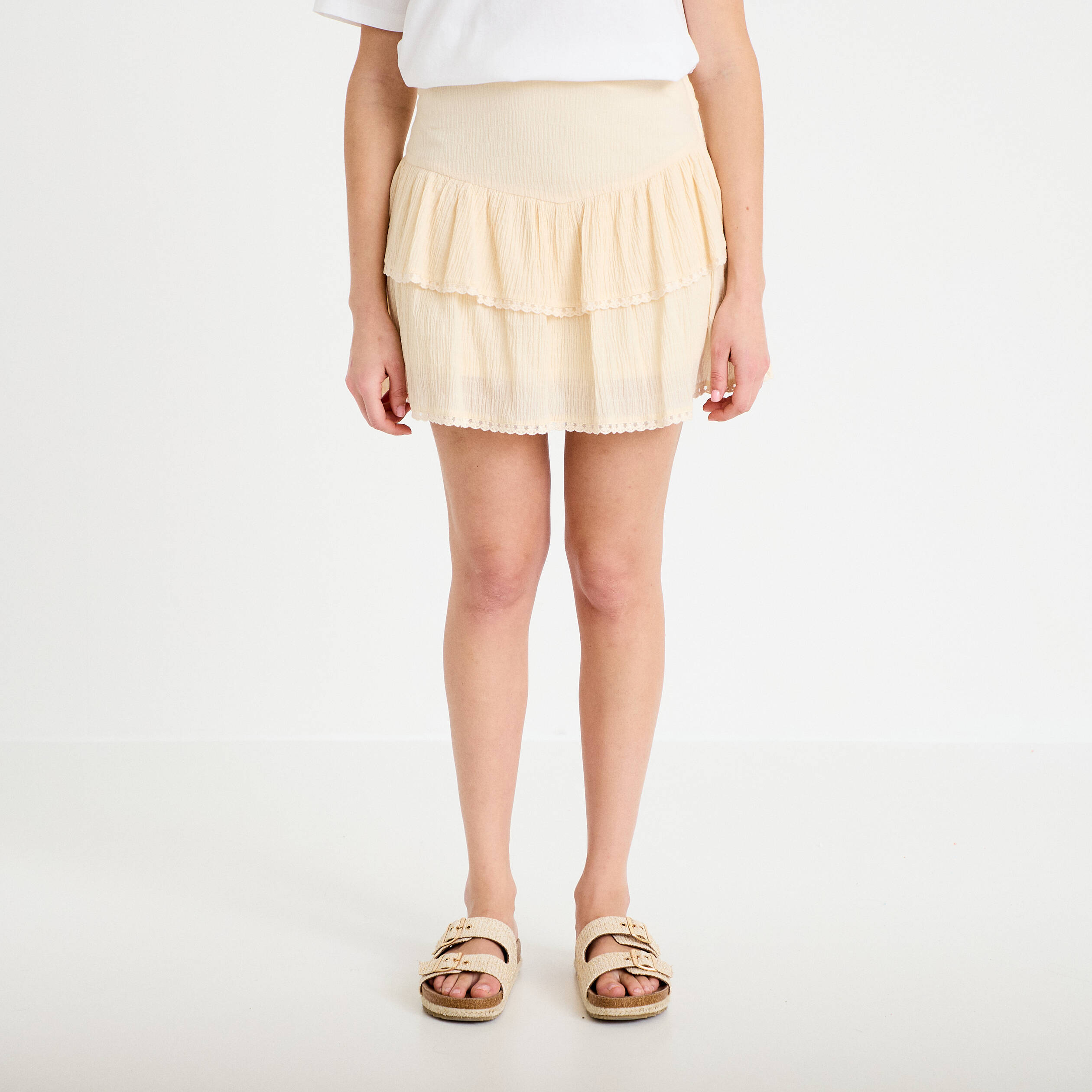 Jupe courte &eacute;vas&eacute;e ecru femme